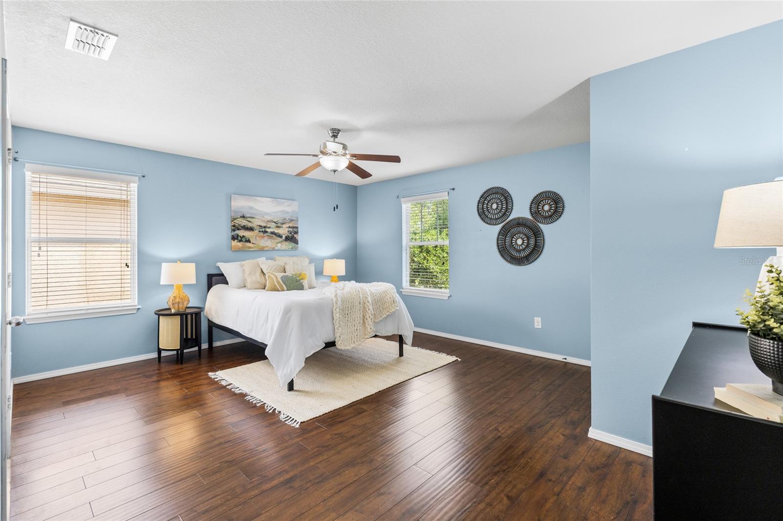 Image 5 of 32 For 9207 English Oaks Lane