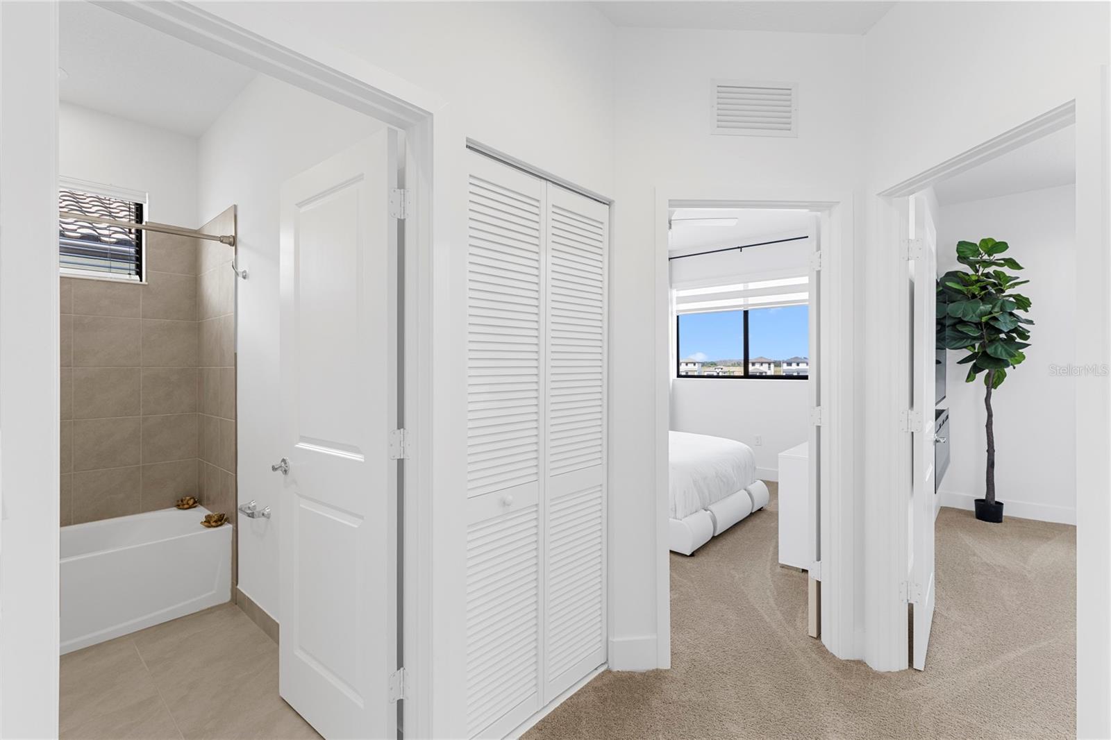 Listing photo id 25 for Address Not Provided