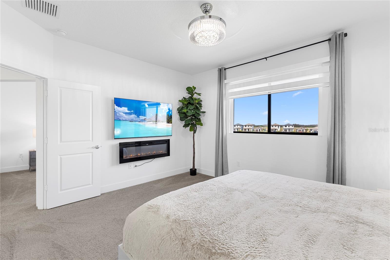 Listing photo id 32 for Address Not Provided