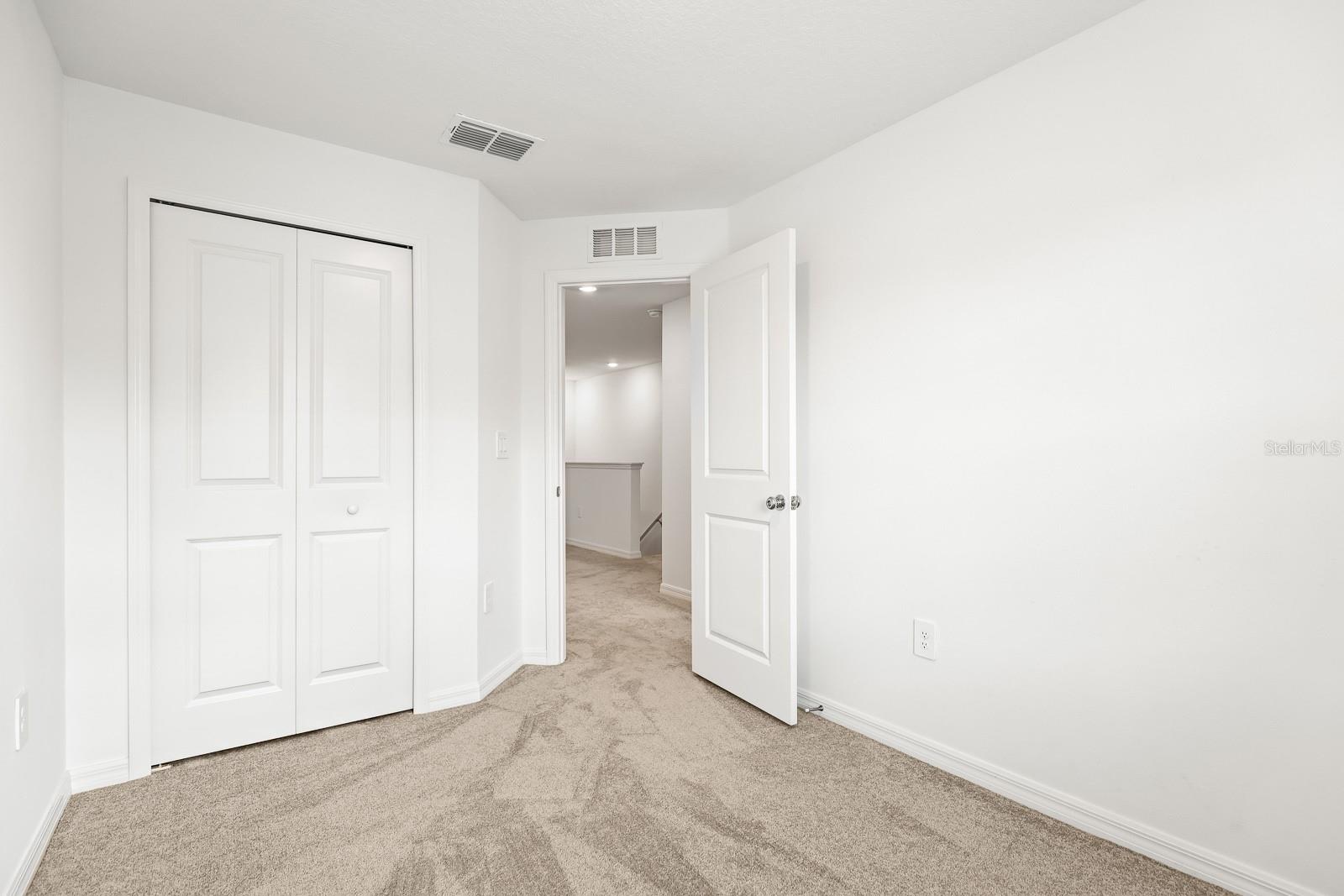 Image 22 of 30 For 2642 Sunray Venus Way