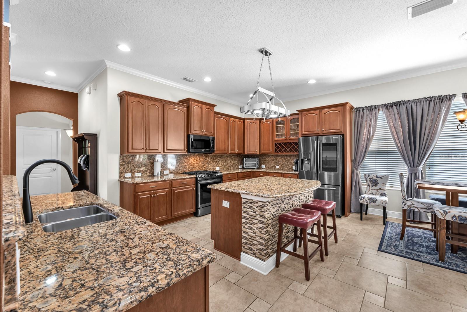 Image 16 of 66 For 5950 Fishhawk Crossing Boulevard