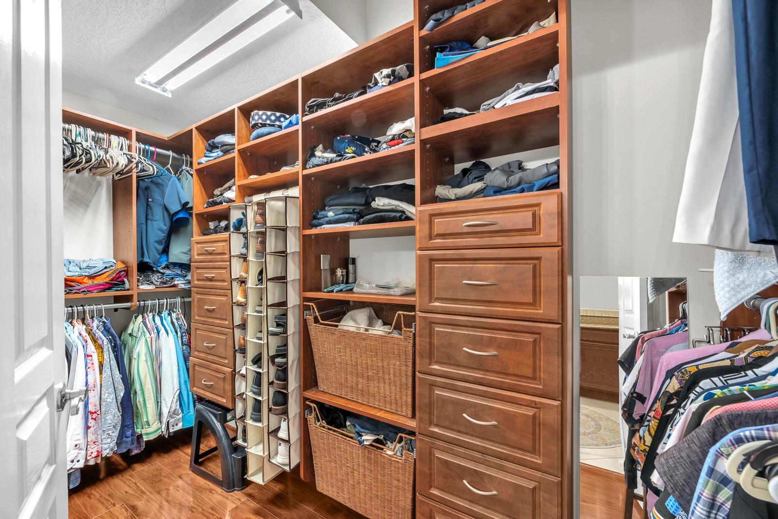 Image 24 of 66 For 5950 Fishhawk Crossing Boulevard