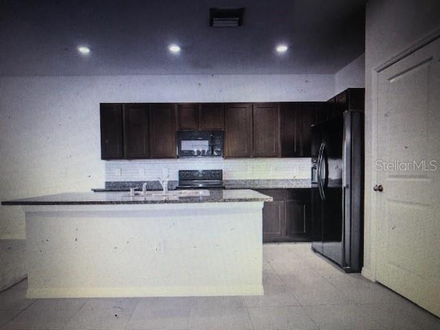 Image 4 of 12 For 2874 Suncoast Blend Drive