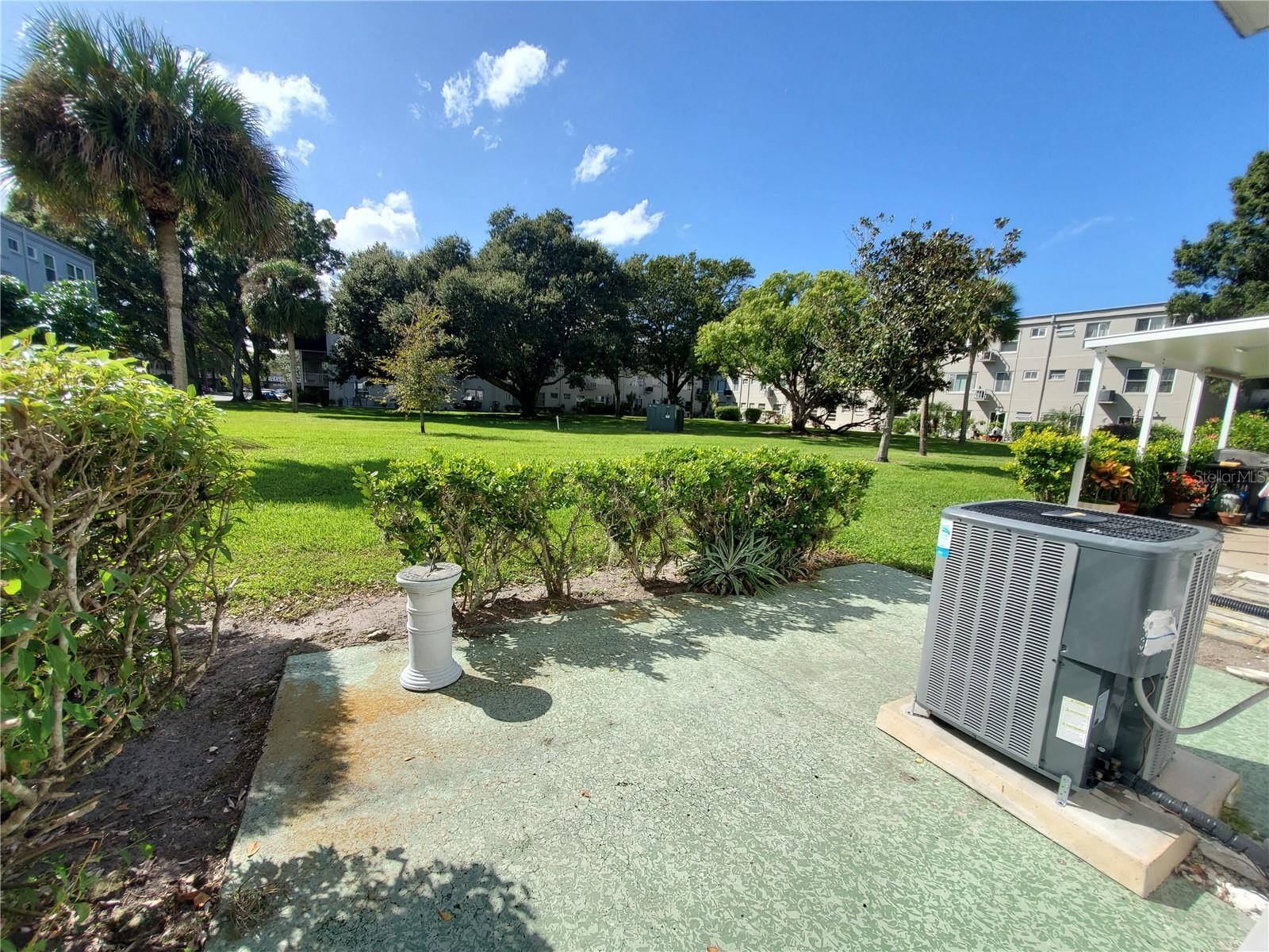 Image 18 of 28 For 2461 Rhodesian Drive 19