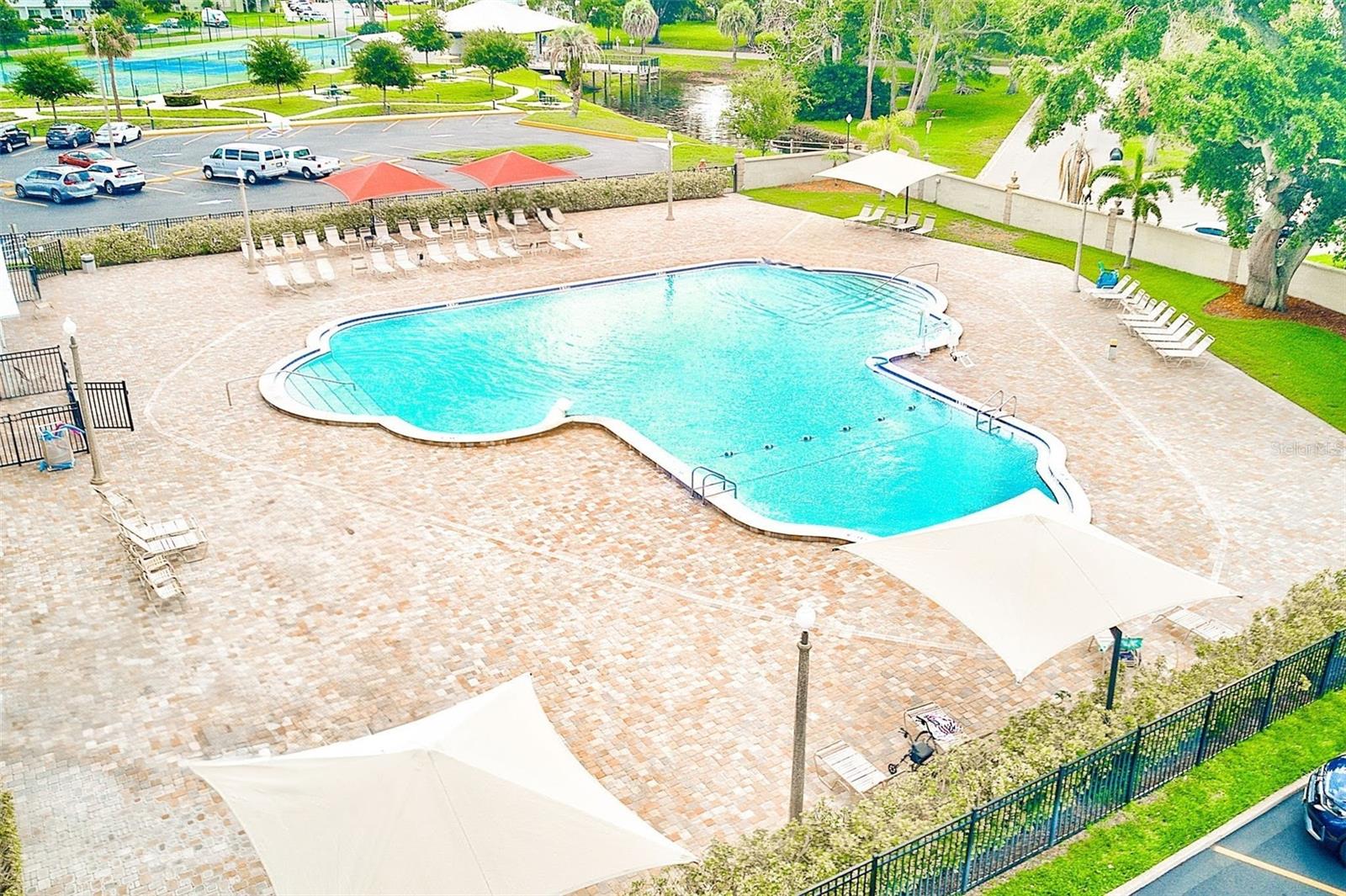 Image 22 of 28 For 2461 Rhodesian Drive 19