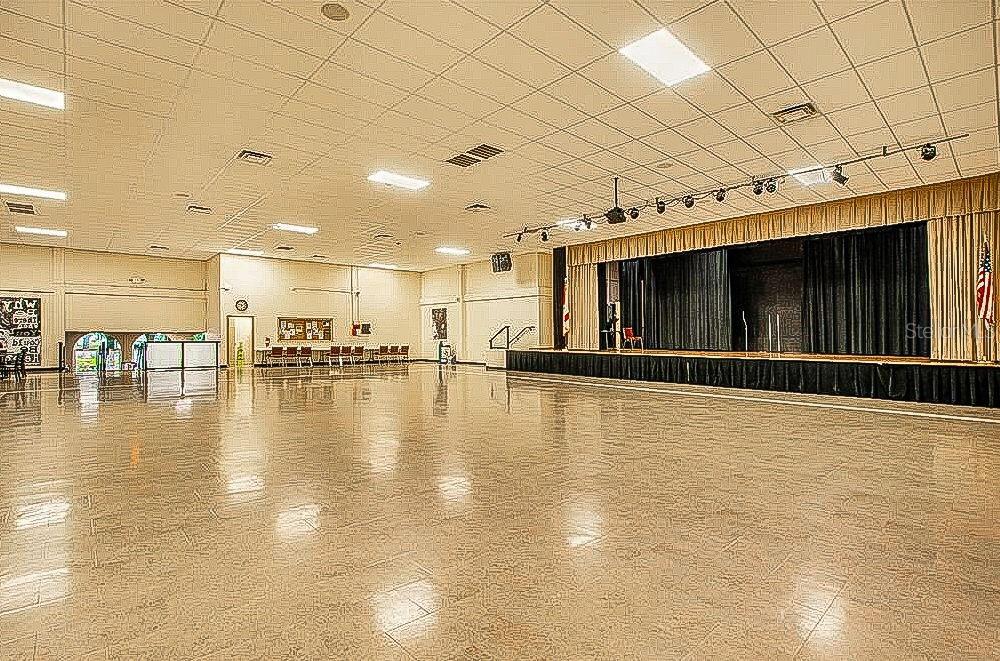 Image 23 of 28 For 2461 Rhodesian Drive 19