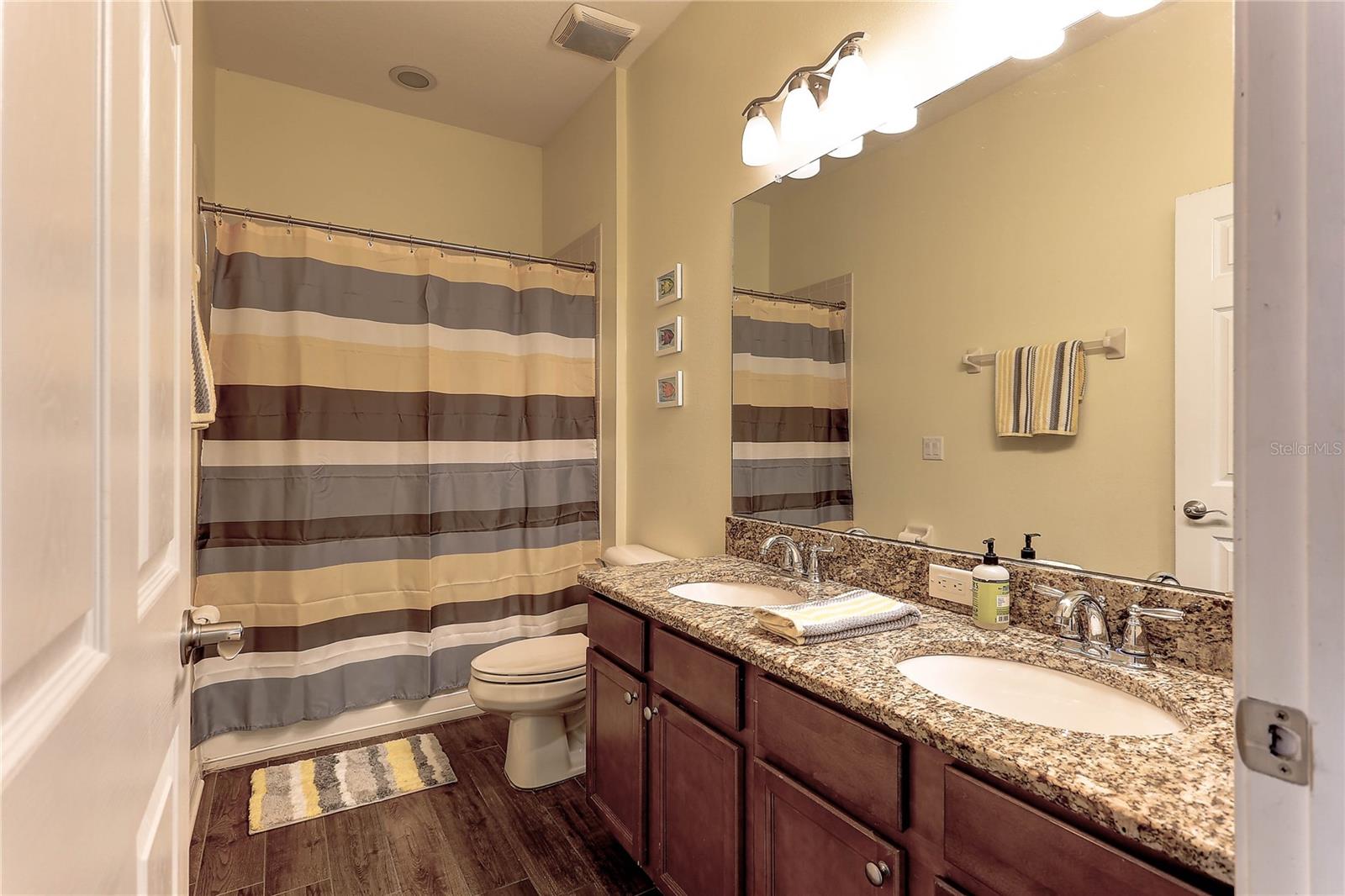 Image 41 of 52 For 19411 Sunset Bay Drive