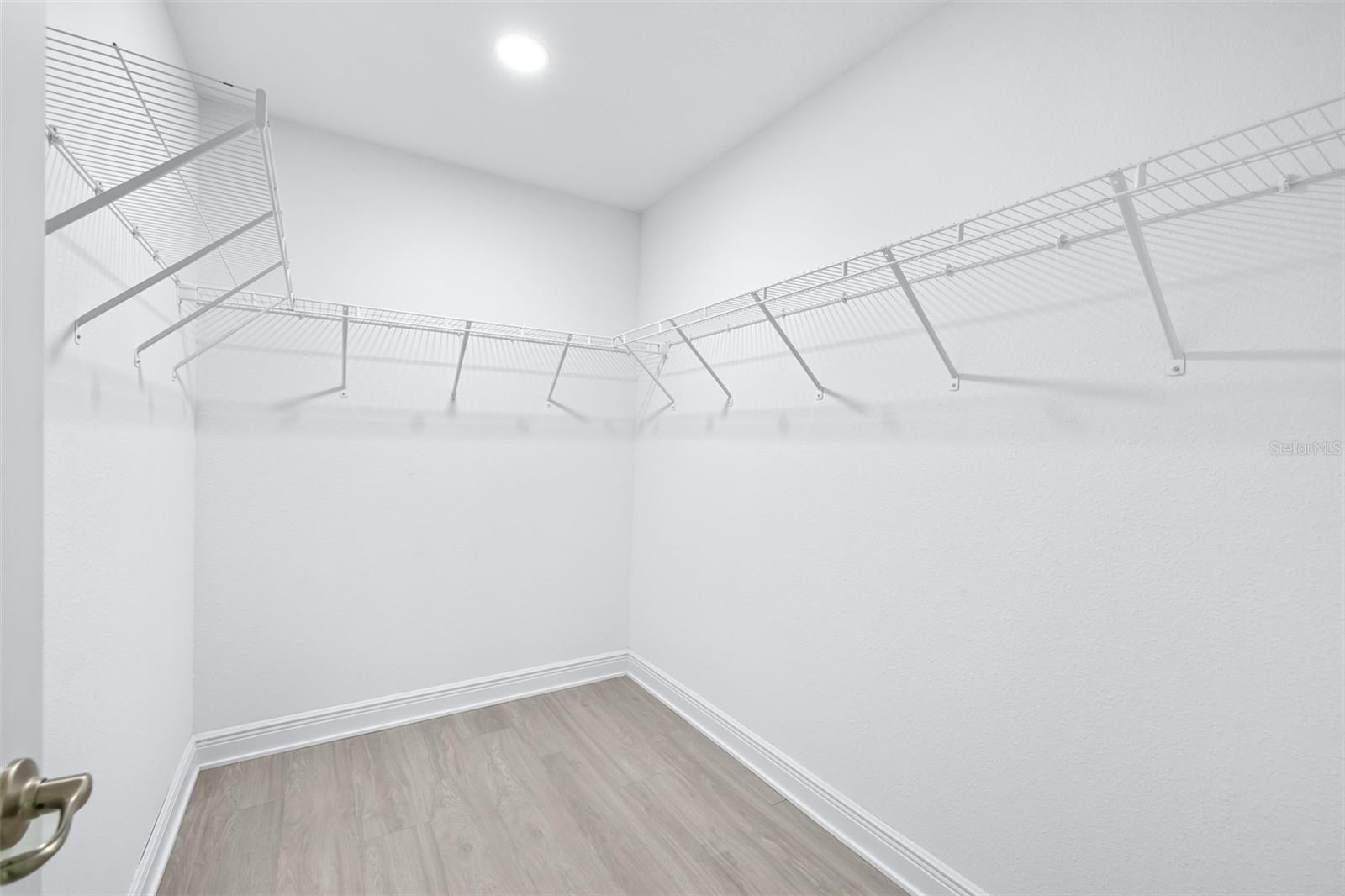 Image 29 of 53 For 9110 Dawn Way