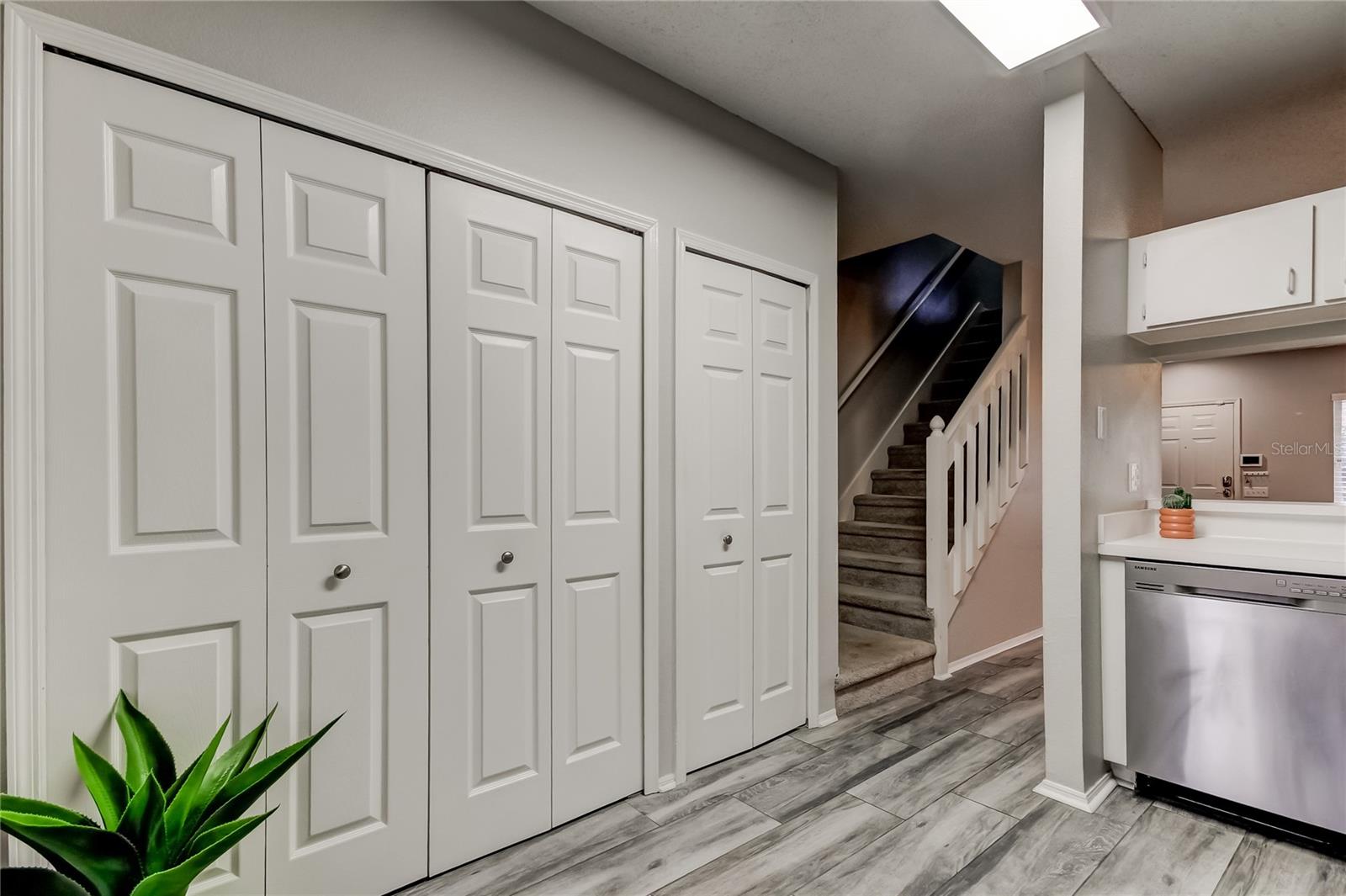 Image 16 of 36 For 12440 Berkeley Square Drive