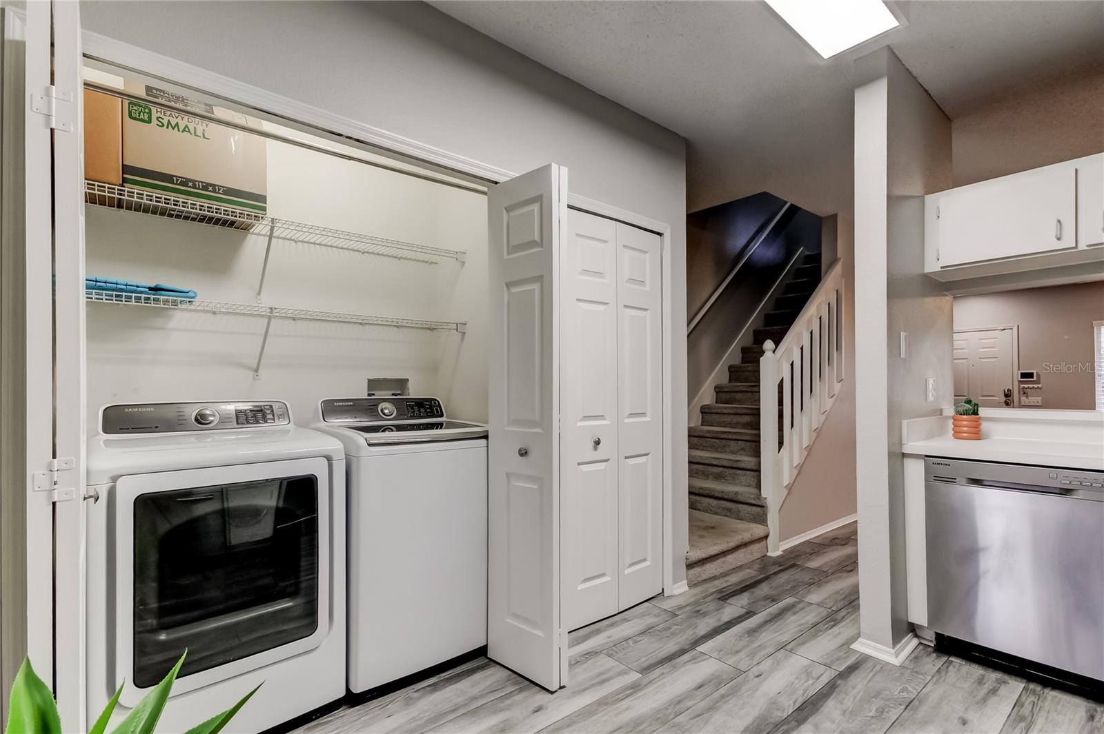 Image 17 of 36 For 12440 Berkeley Square Drive