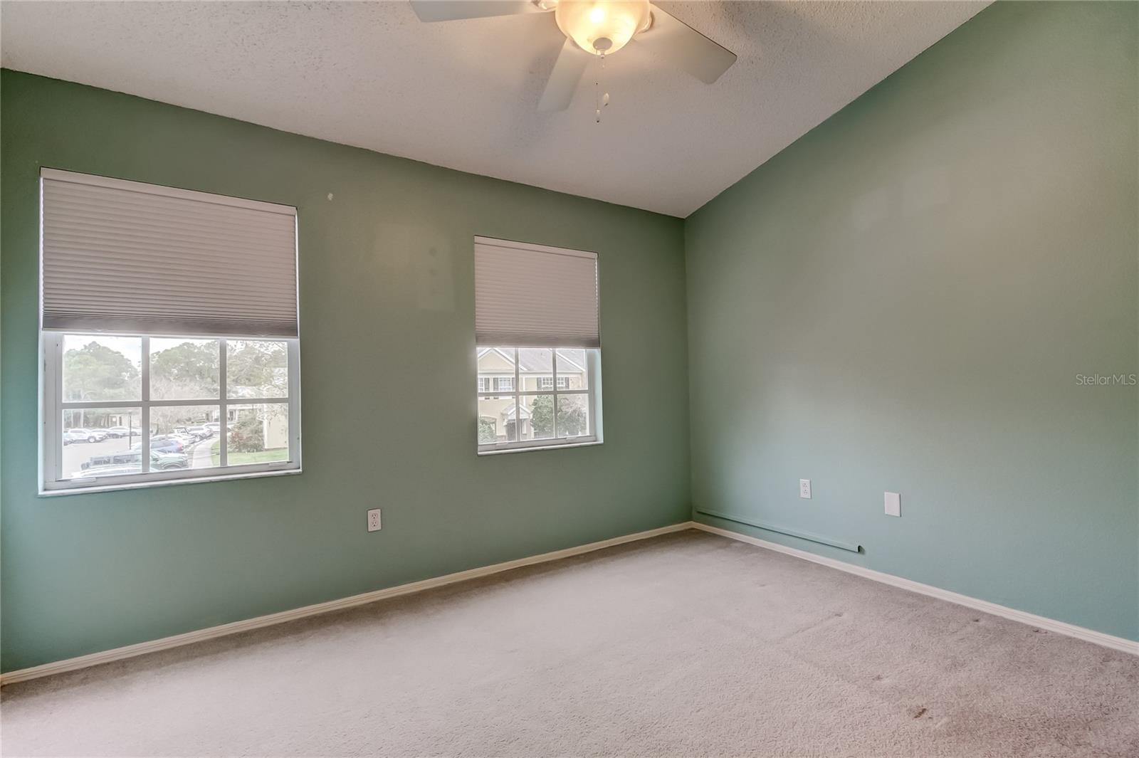 Image 19 of 36 For 12440 Berkeley Square Drive