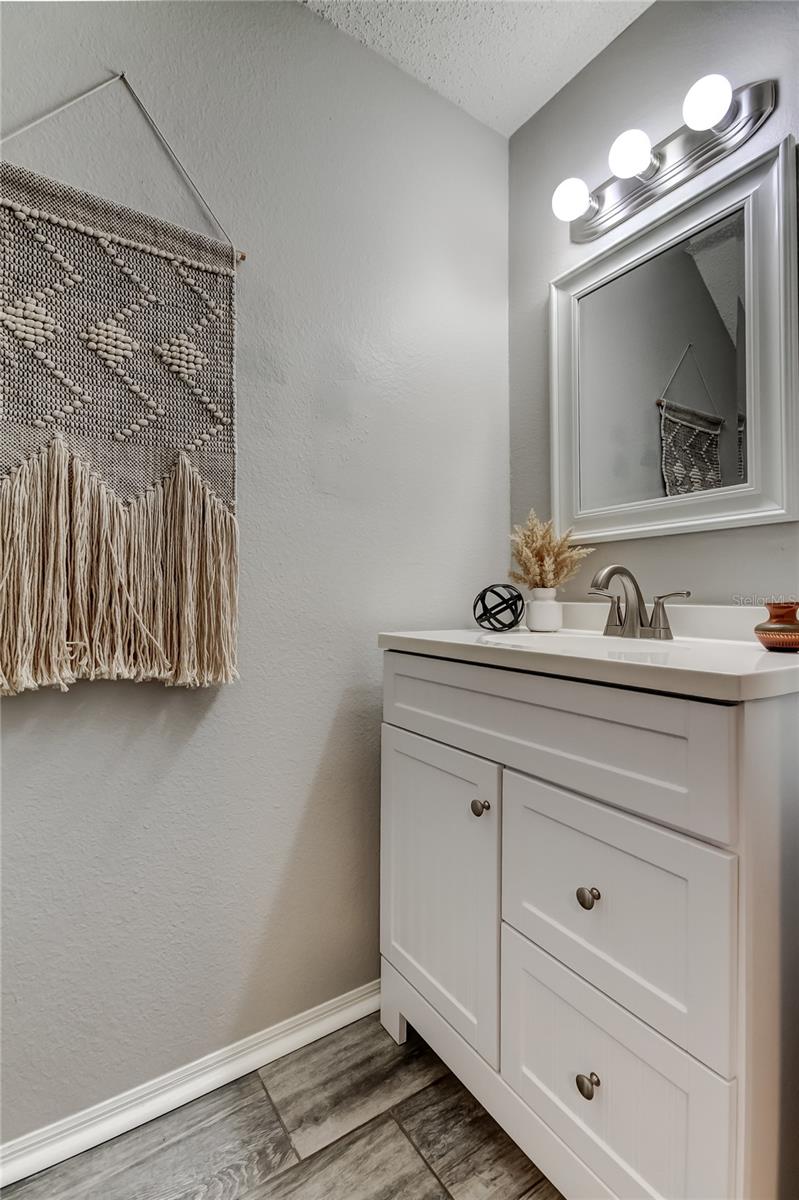 Image 28 of 36 For 12440 Berkeley Square Drive