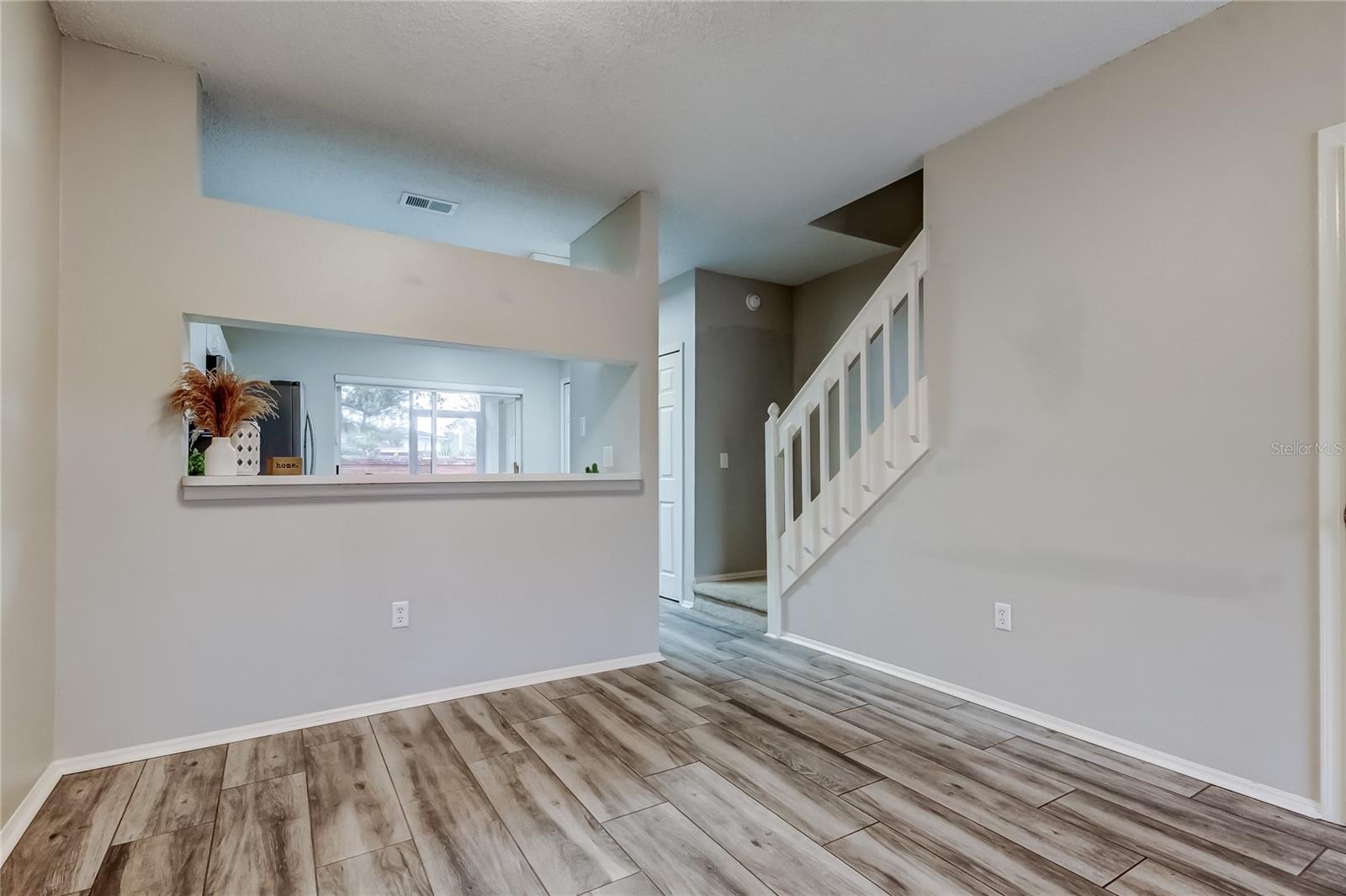 Image 9 of 36 For 12440 Berkeley Square Drive