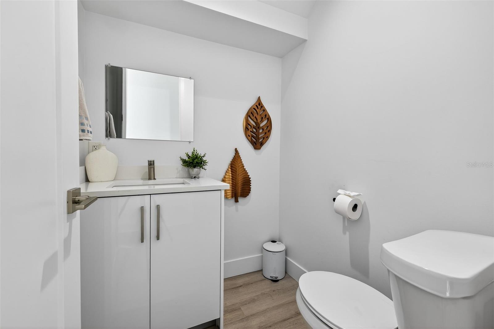 Image 15 of 23 For 8706 Palm Ranches Place