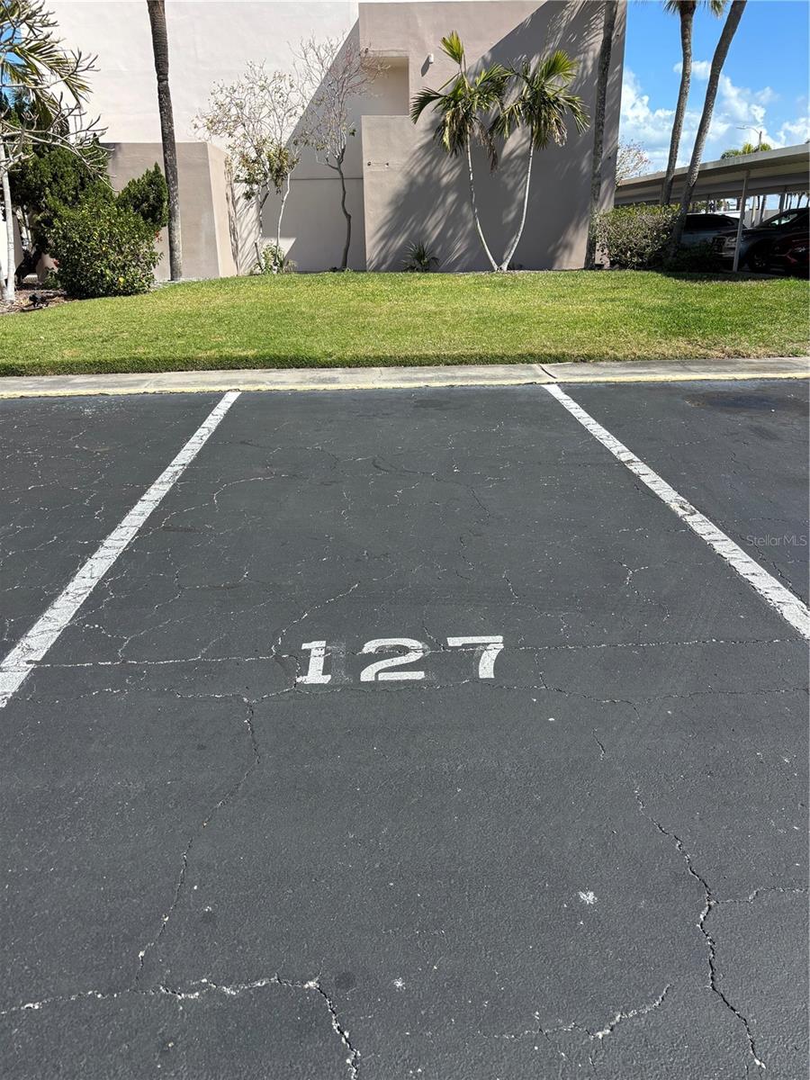 Image 17 of 42 For 7405 Bay Island Drive S 127