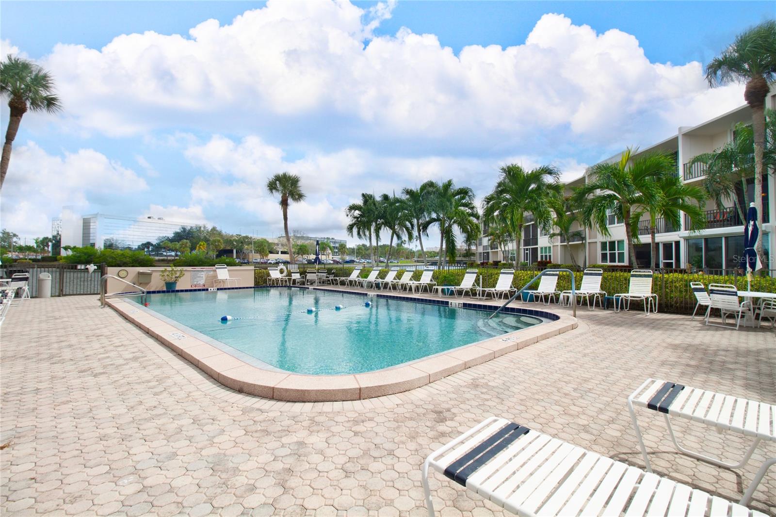 Image 20 of 42 For 7405 Bay Island Drive S 127