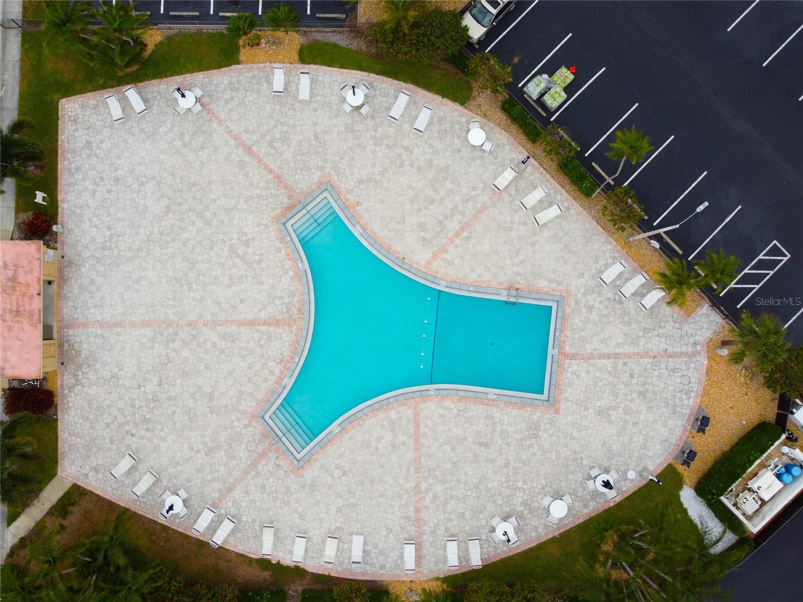 Image 28 of 42 For 7405 Bay Island Drive S 127