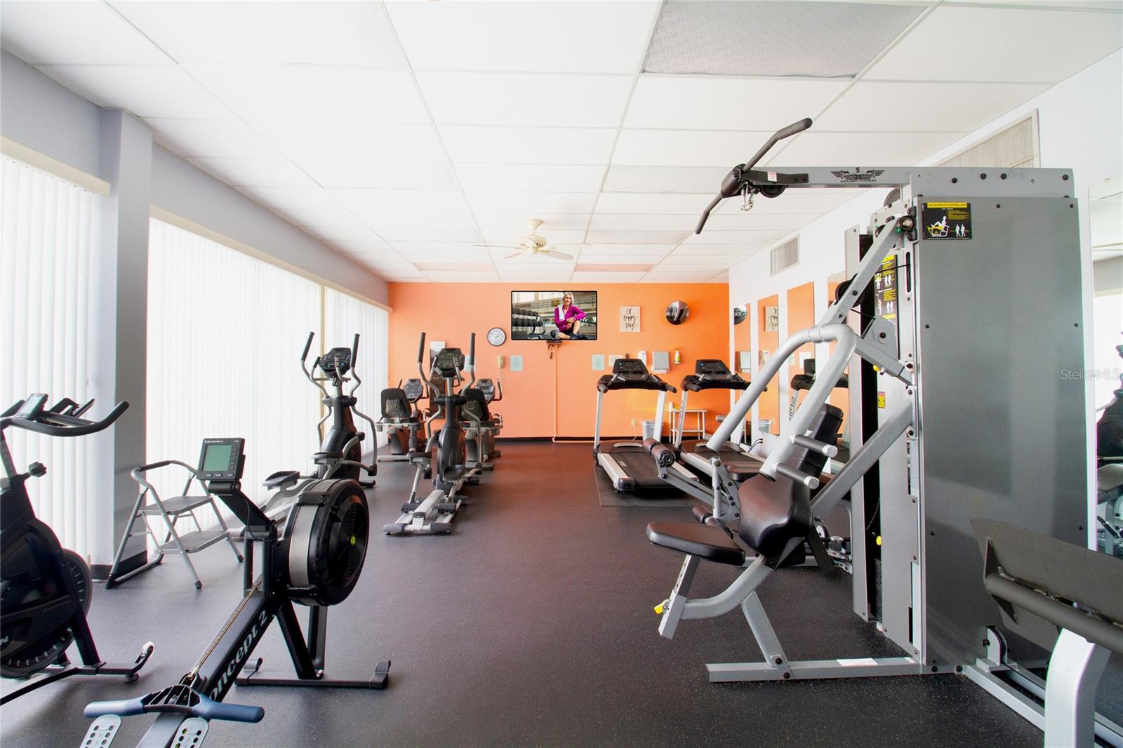 Image 37 of 42 For 7405 Bay Island Drive S 127