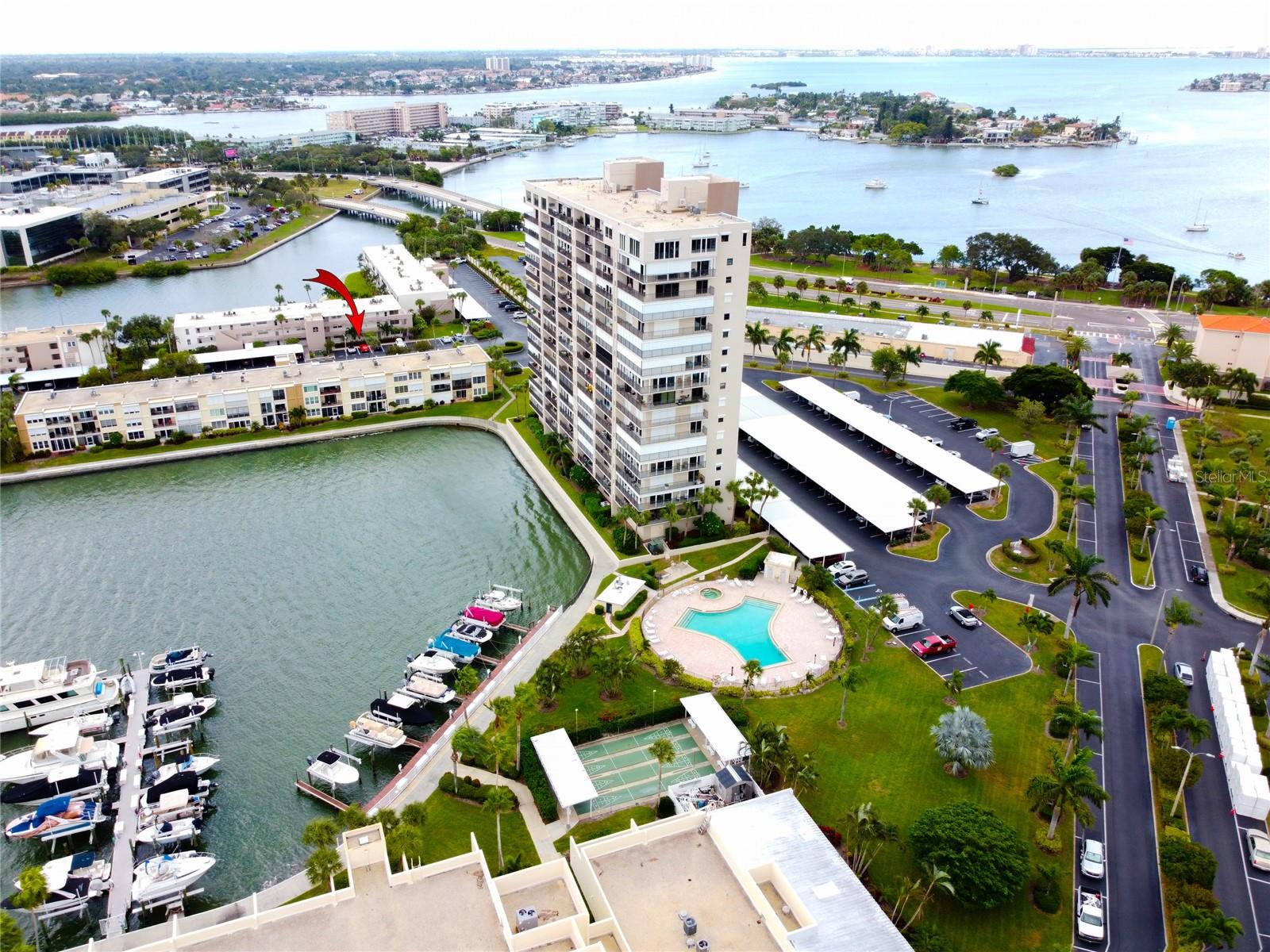 Image 39 of 42 For 7405 Bay Island Drive S 127