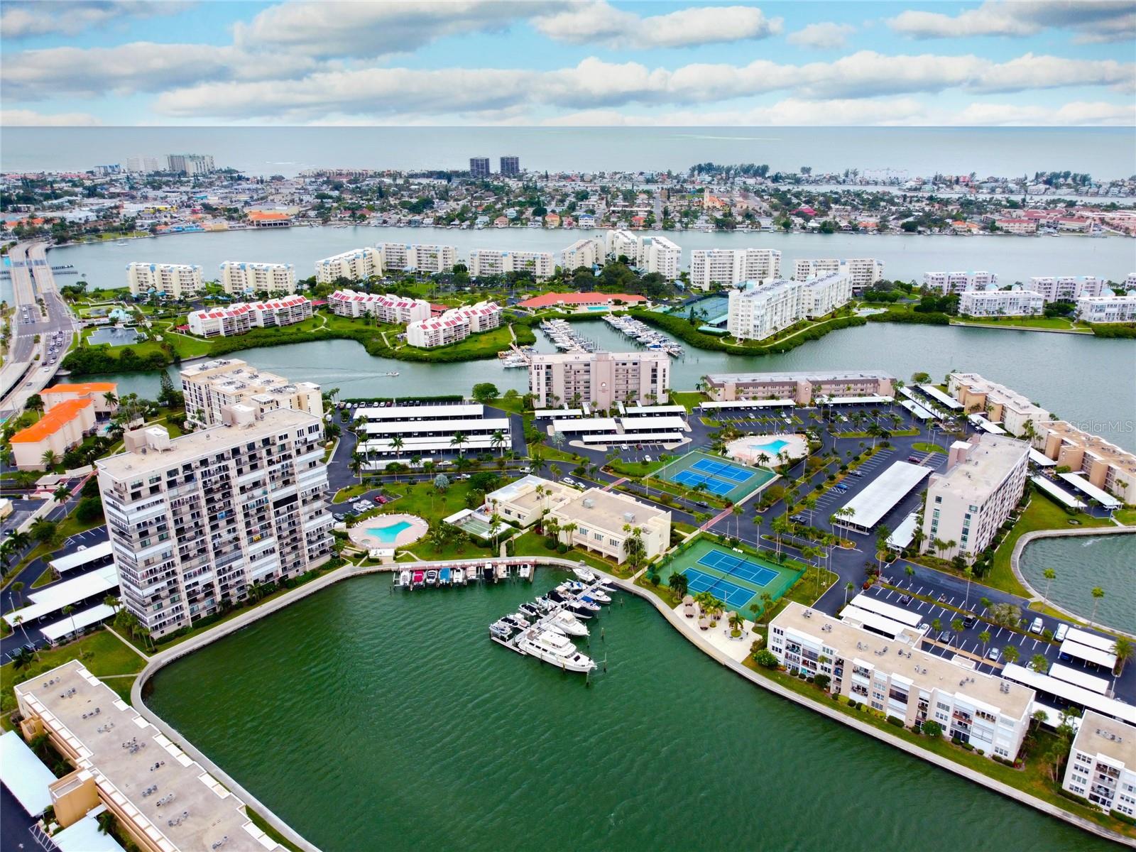 Image 41 of 42 For 7405 Bay Island Drive S 127