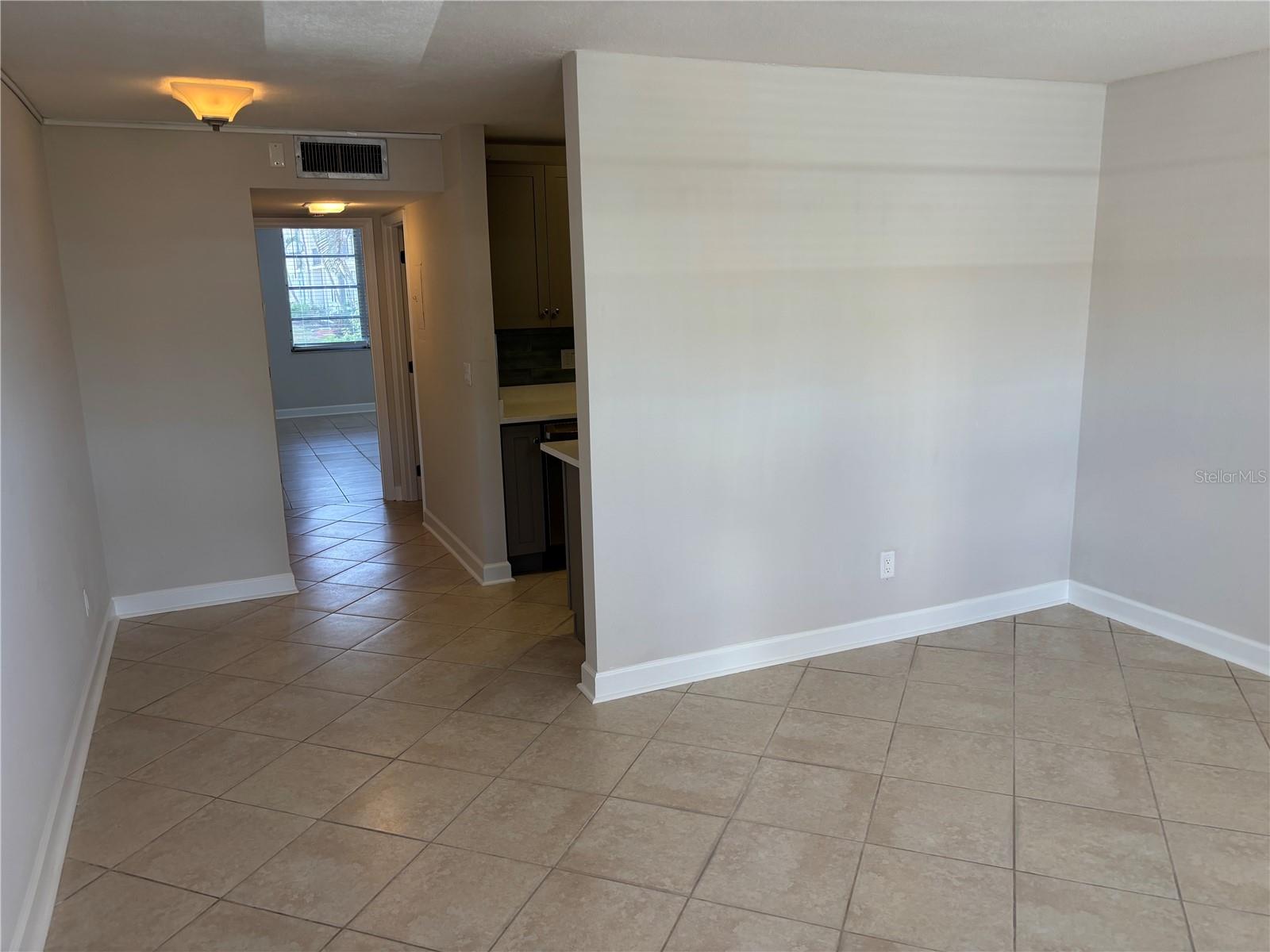 Image 7 of 42 For 7405 Bay Island Drive S 127