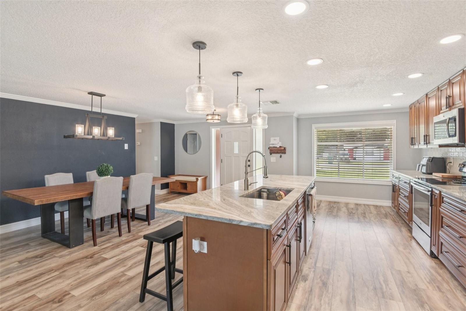 Image 13 of 49 For 5942 13th Street