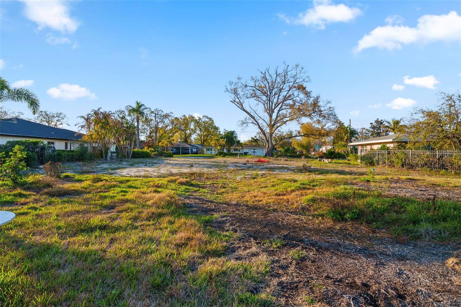 Listing photo id 12 for 4133 River View Avenue