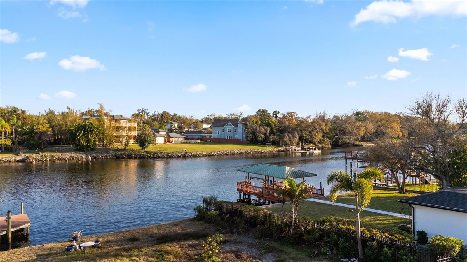 Listing photo id 19 for 4133 River View Avenue