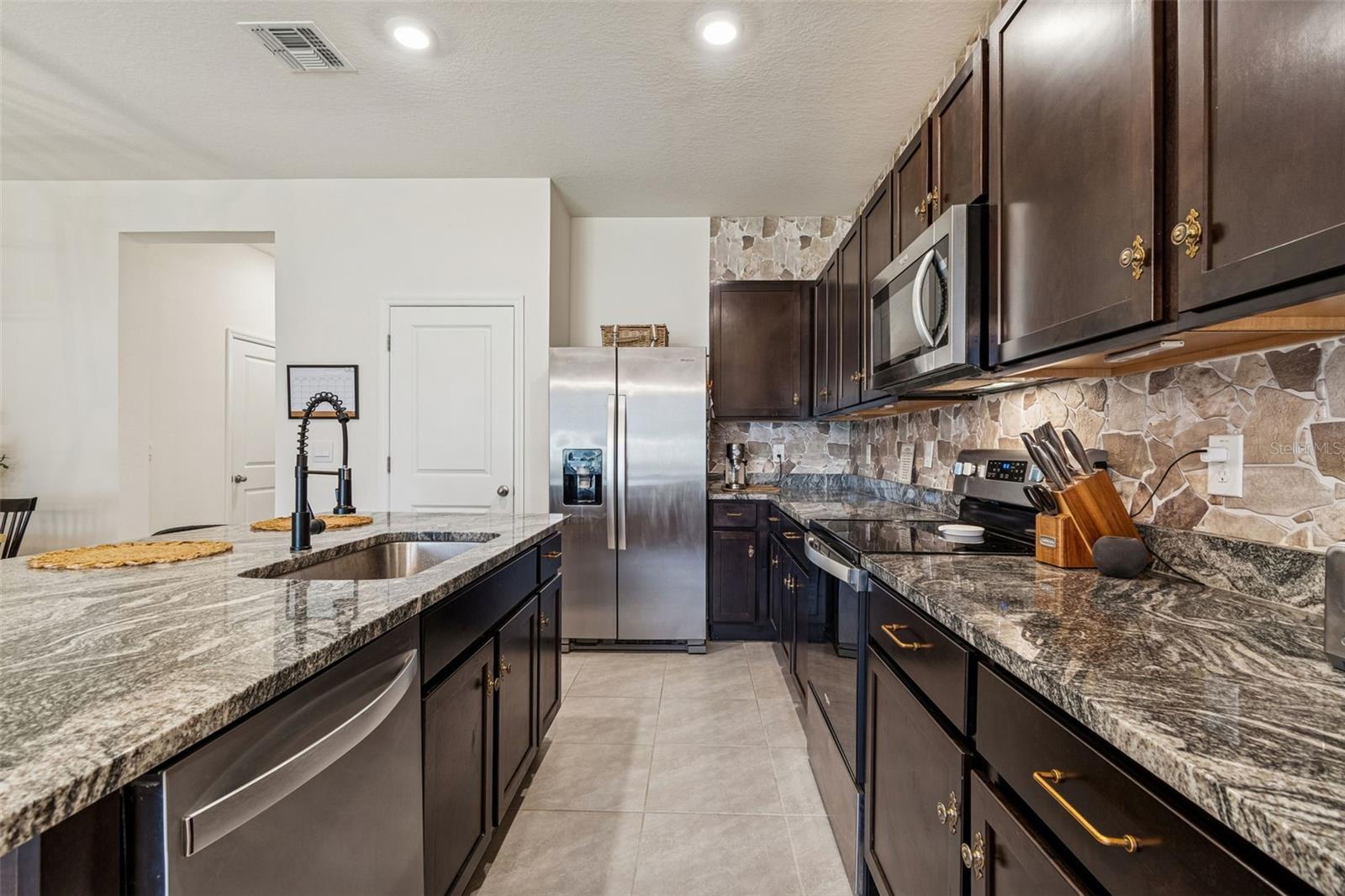 Image 15 of 56 For 11032 Crescent Deer Drive