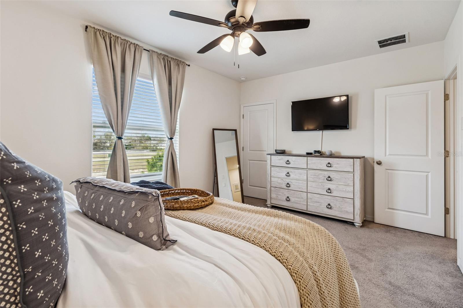 Image 21 of 56 For 11032 Crescent Deer Drive