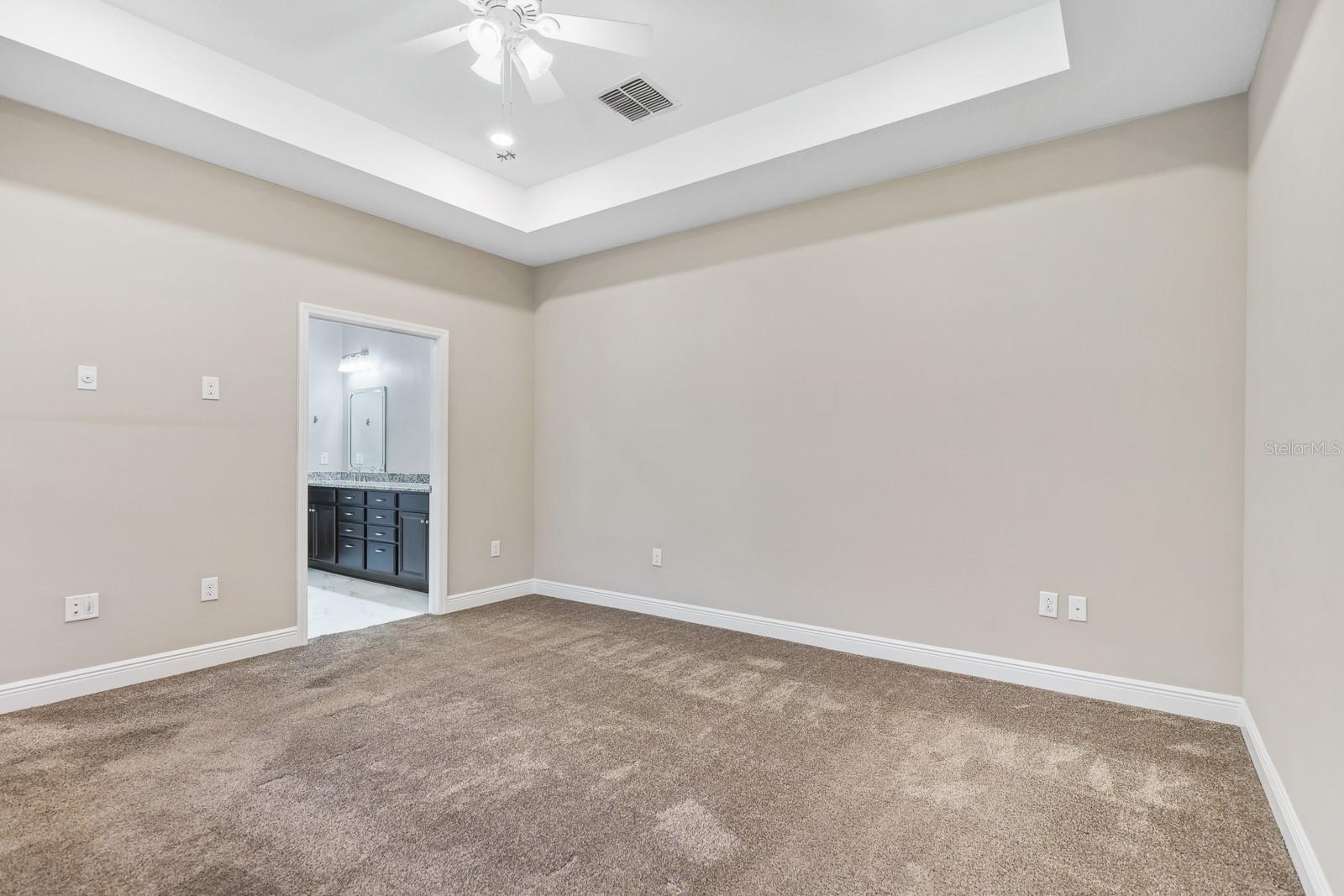 Image 17 of 35 For 13892 Kingfisher Glen Drive