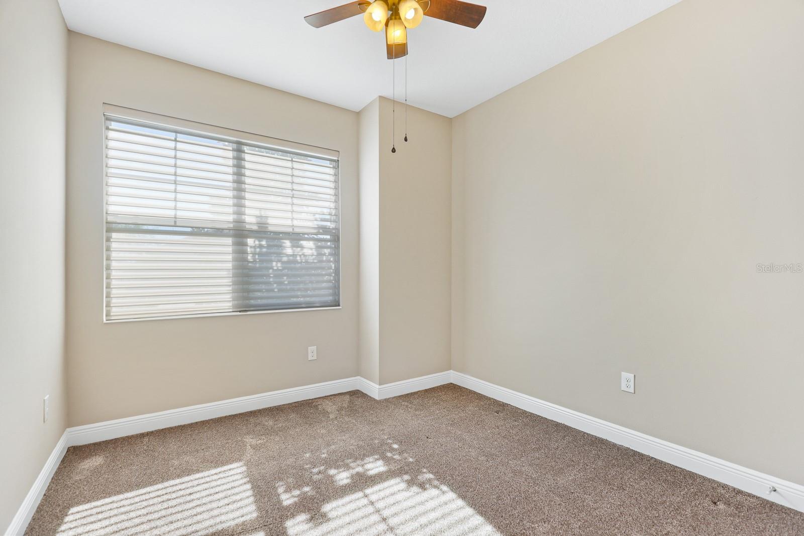 Image 23 of 35 For 13892 Kingfisher Glen Drive