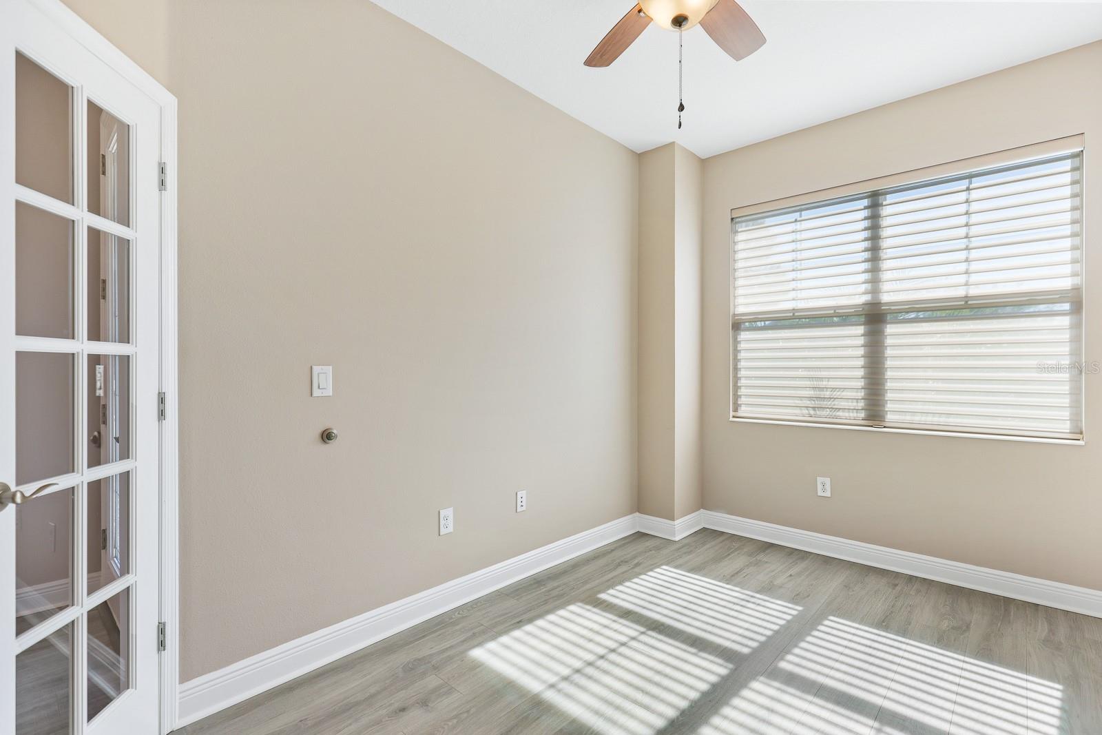 Image 26 of 35 For 13892 Kingfisher Glen Drive