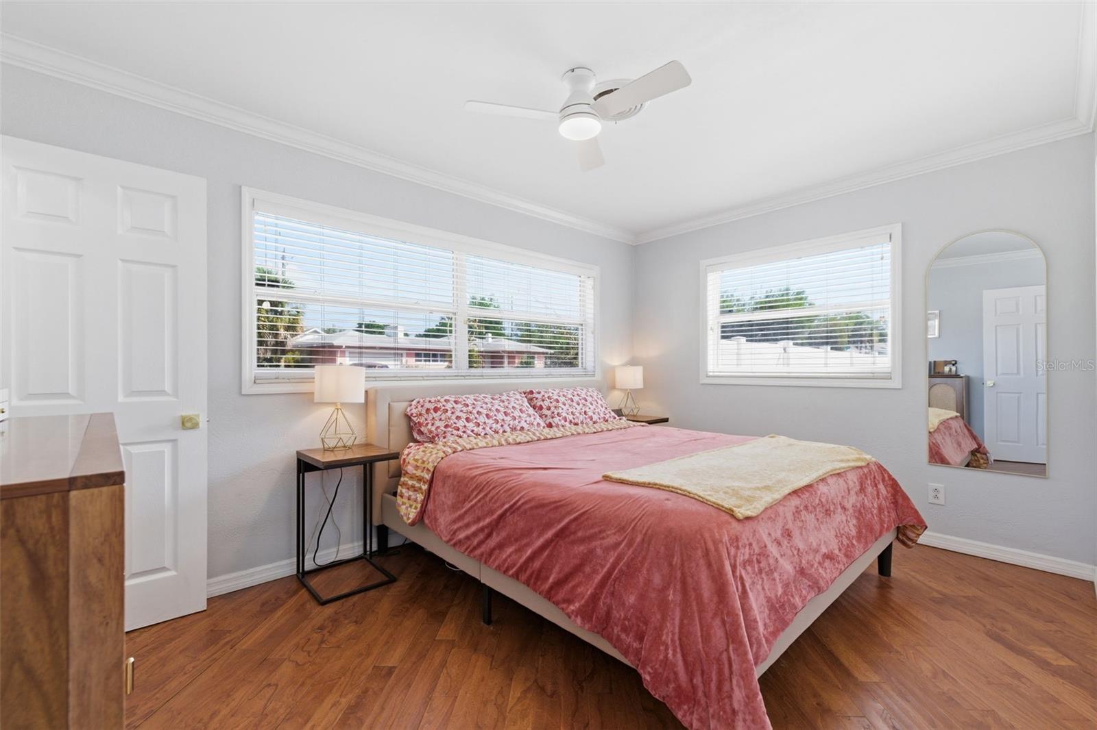 Image 23 of 68 For 4415 7th Street S