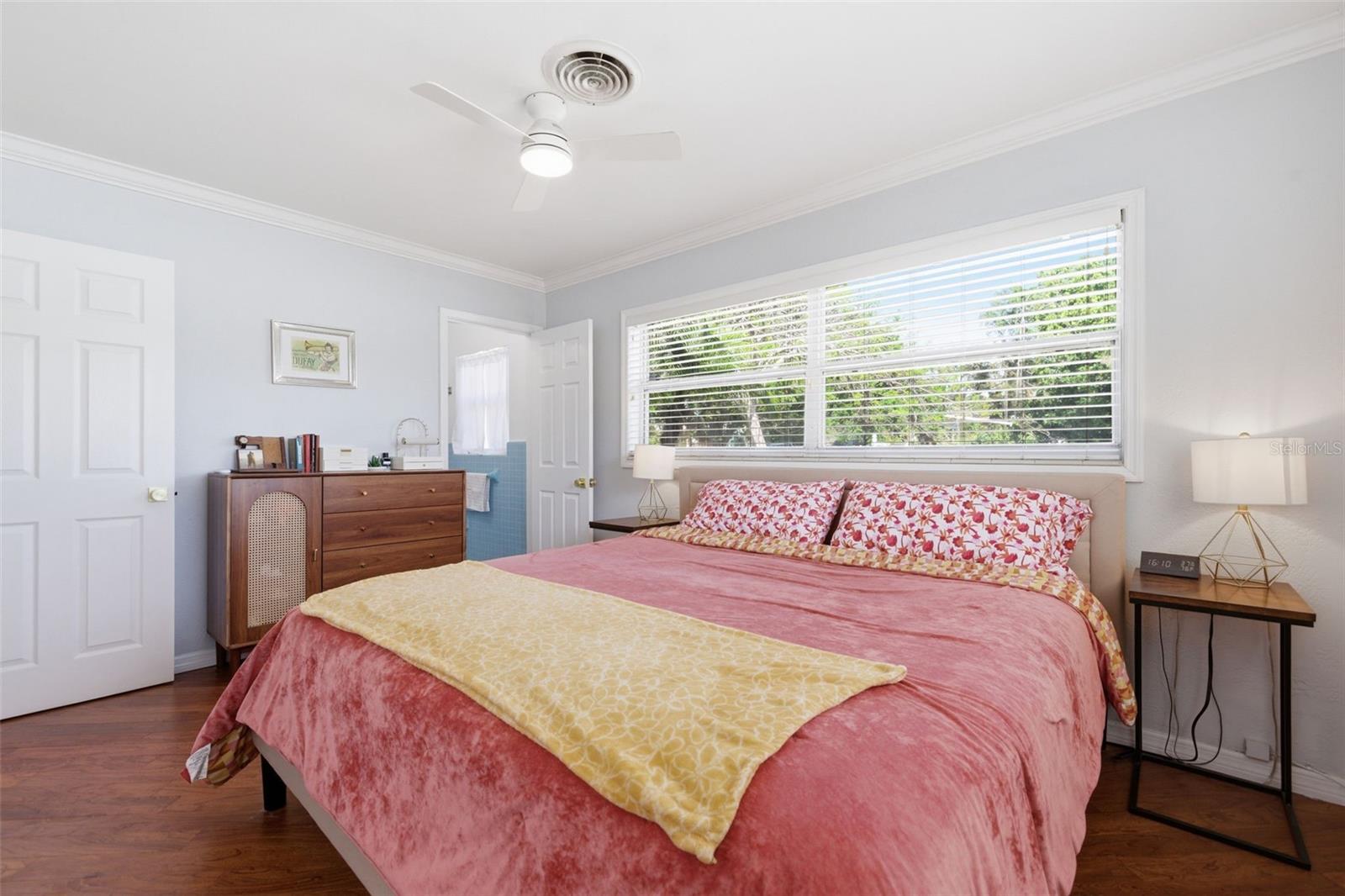 Image 24 of 68 For 4415 7th Street S