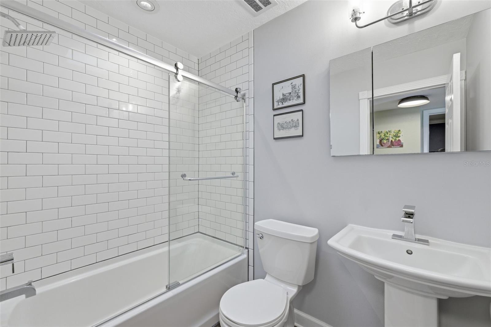 Image 28 of 68 For 4415 7th Street S