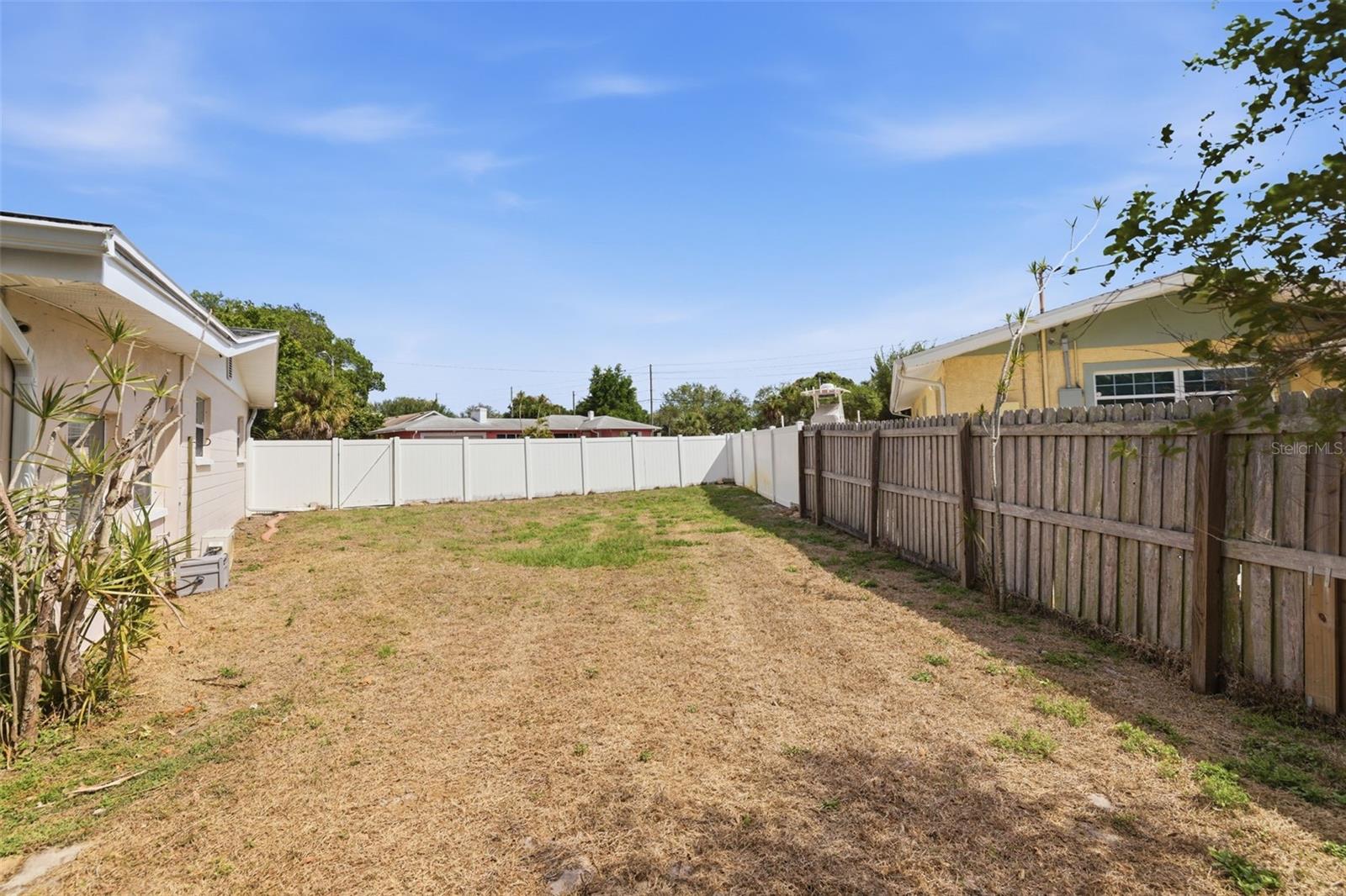 Image 32 of 68 For 4415 7th Street S