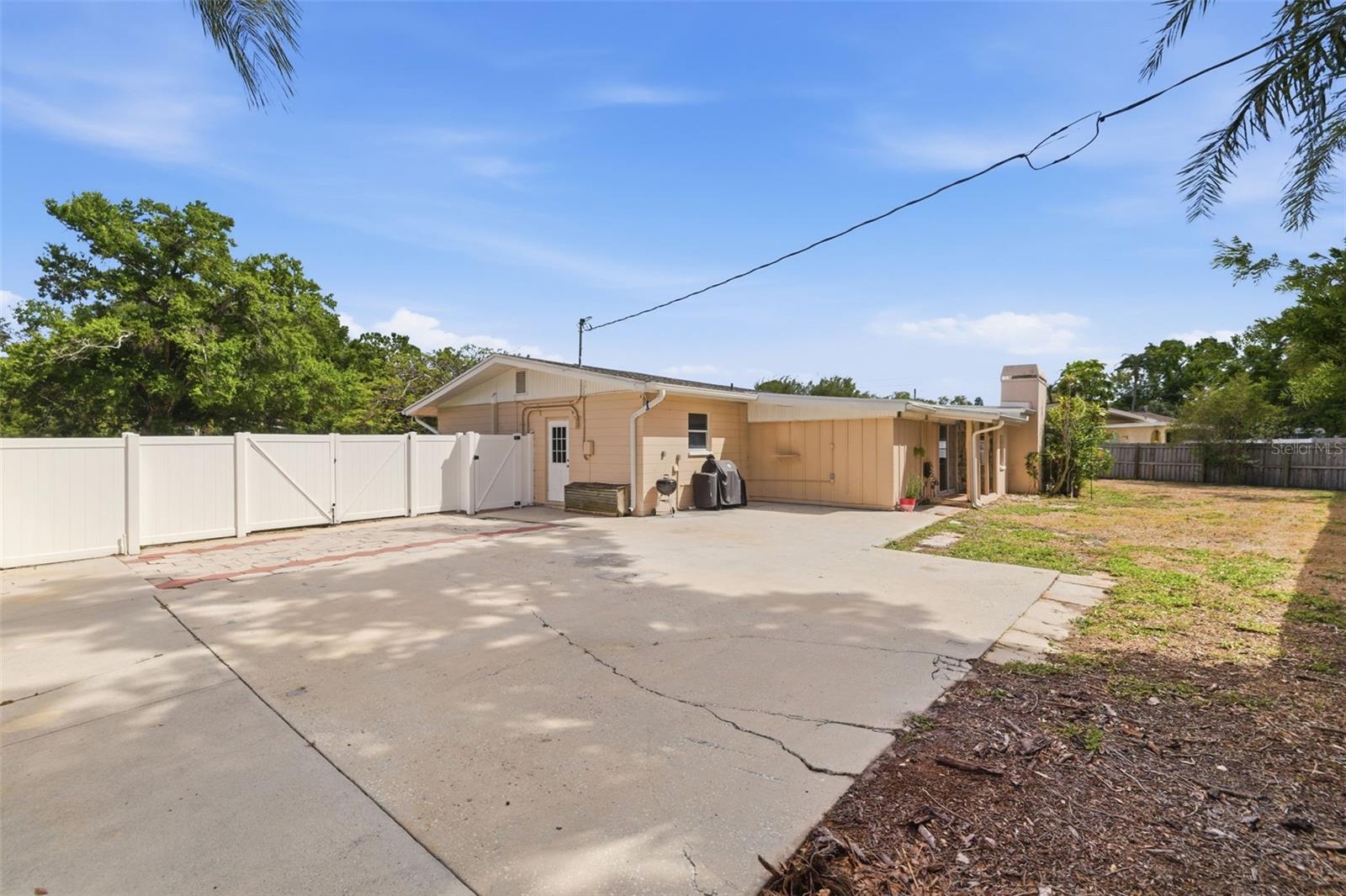 Image 34 of 68 For 4415 7th Street S