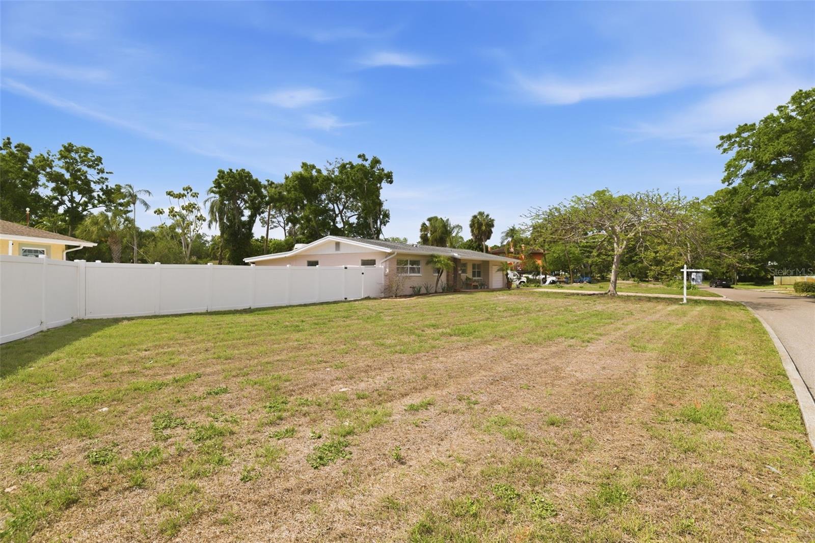 Image 38 of 68 For 4415 7th Street S