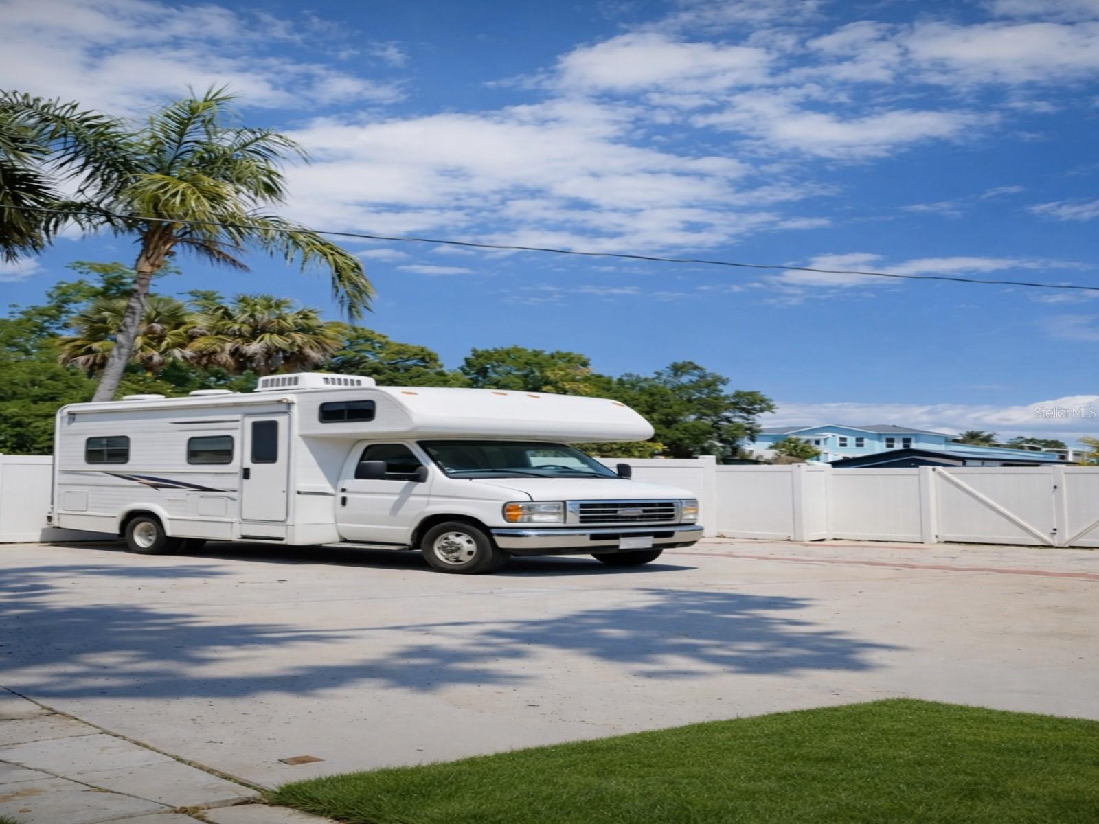 Image 43 of 68 For 4415 7th Street S