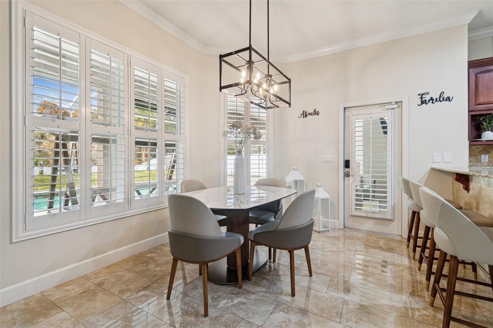 Listing photo id 14 for 1302 Steeple Hill Court