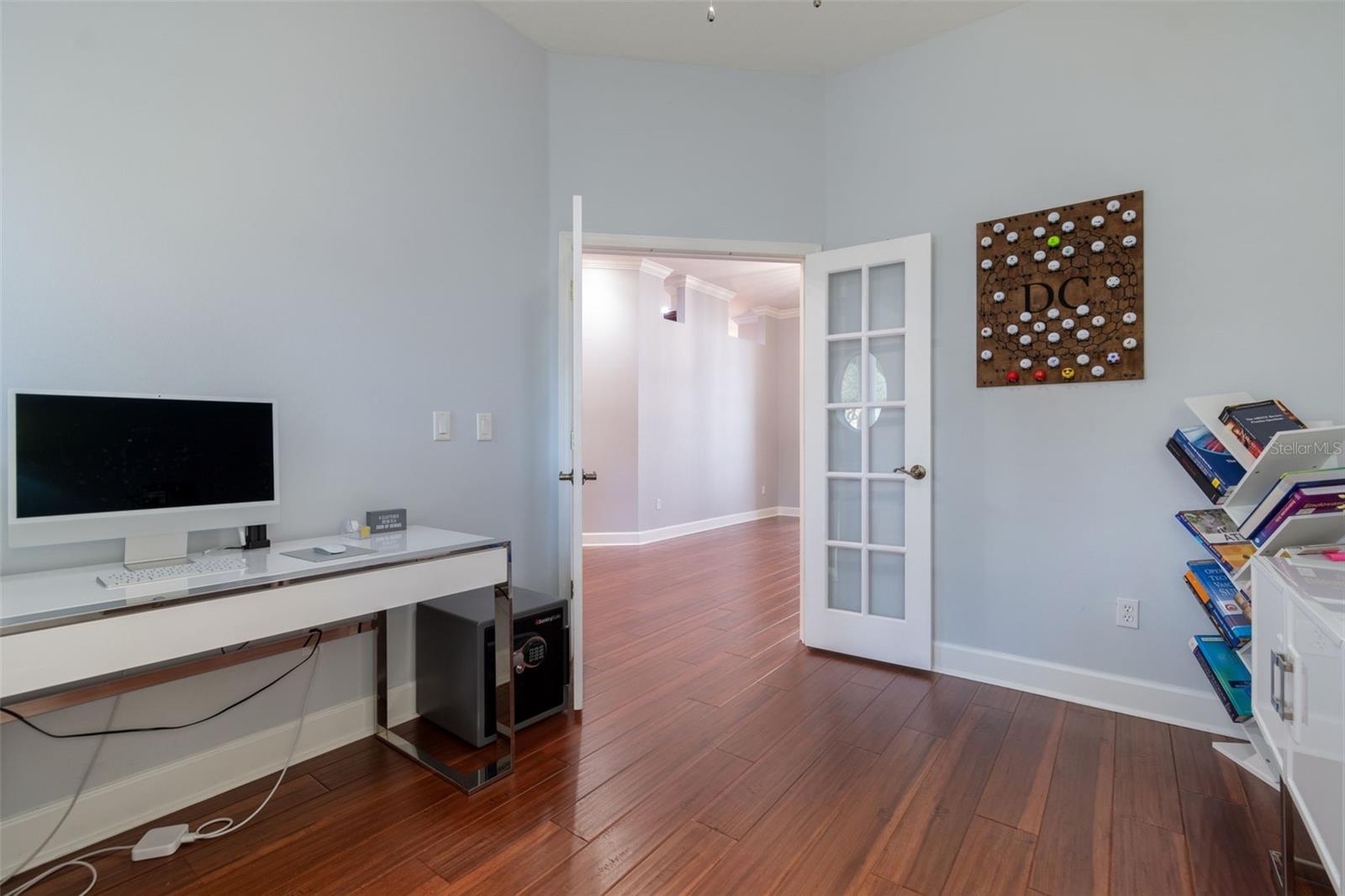 Listing photo id 27 for 1302 Steeple Hill Court