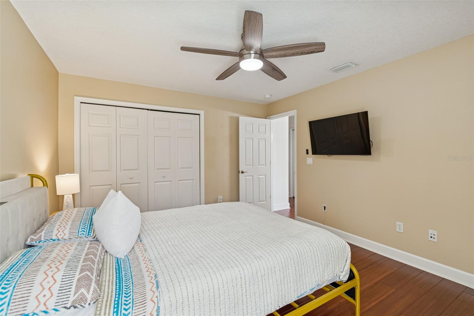 Listing photo id 49 for 1302 Steeple Hill Court