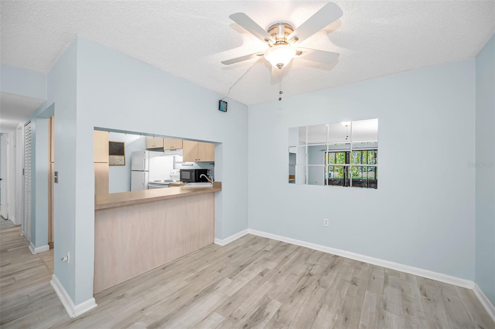 Image 10 of 30 For 3232 Lake Pine Way E C1