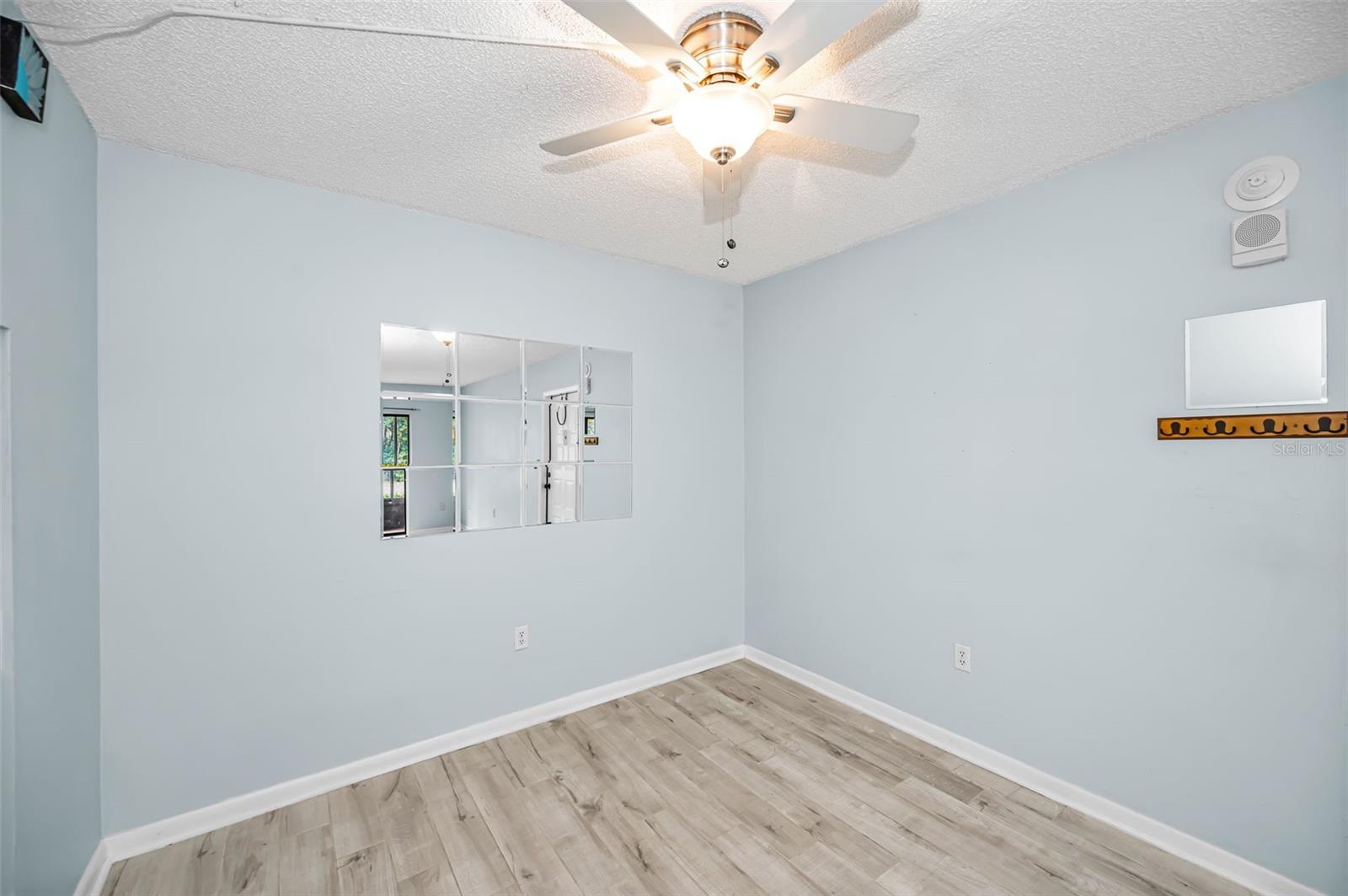 Image 11 of 30 For 3232 Lake Pine Way E C1