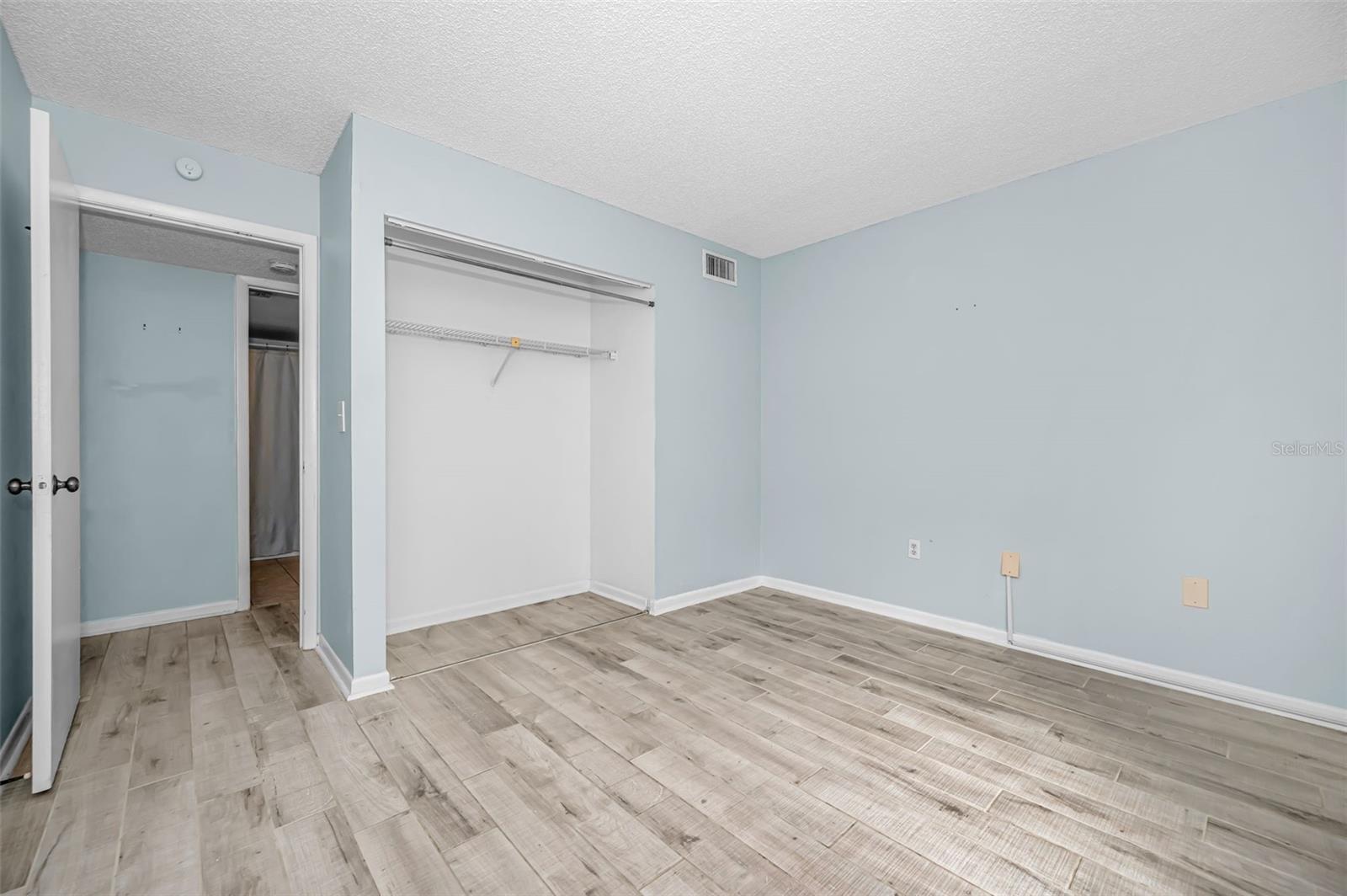 Image 22 of 30 For 3232 Lake Pine Way E C1