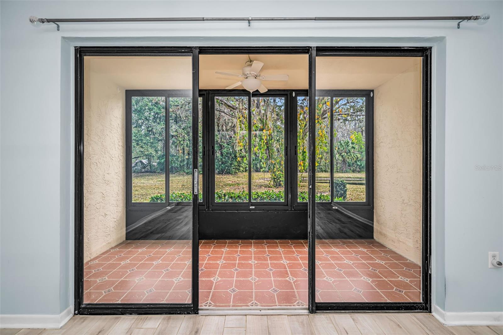 Image 4 of 30 For 3232 Lake Pine Way E C1