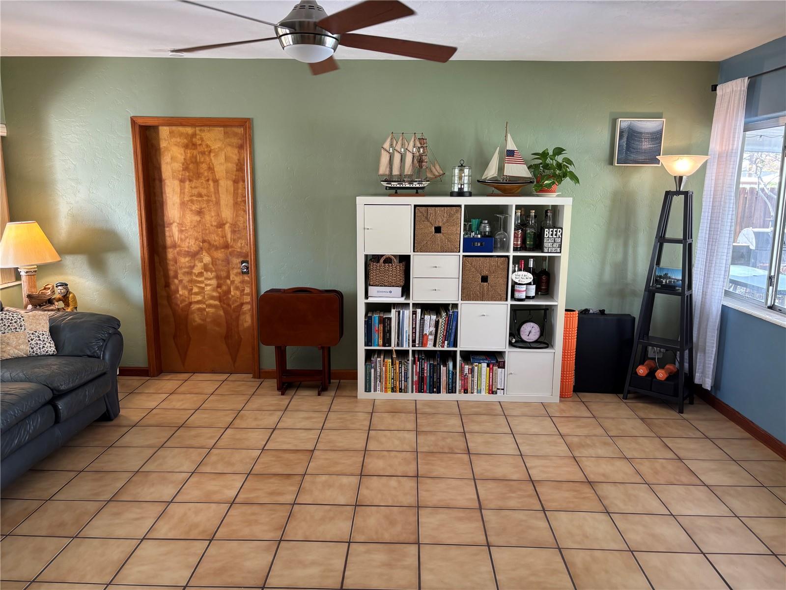 Image 6 of 8 For 4391 34th Avenue N