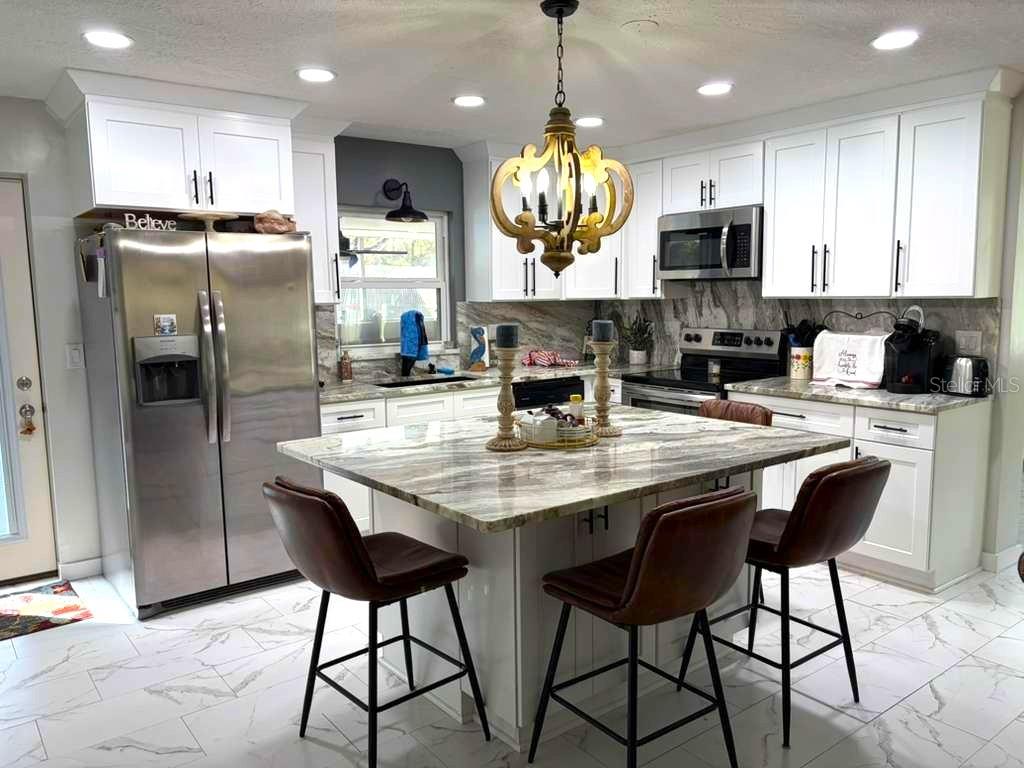 Image 6 of 28 For 6140 18th Avenue