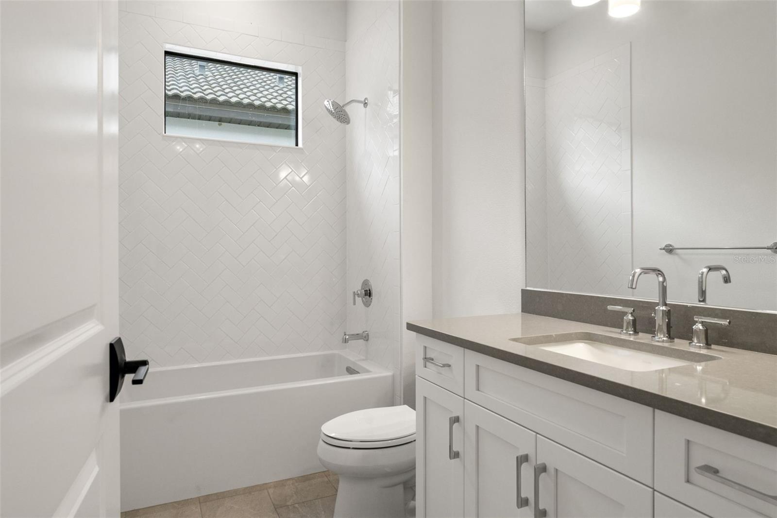 Image 10 of 61 For 552 Bocelli Drive